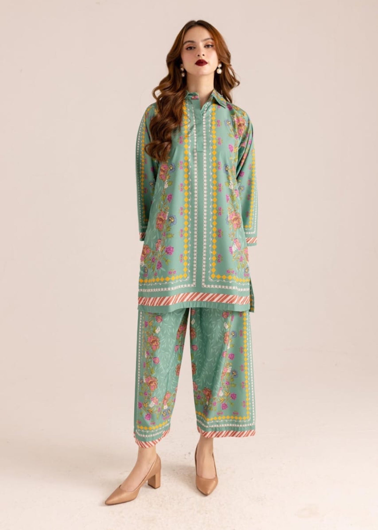 Midway Arts Flora Ary Women 2pcs