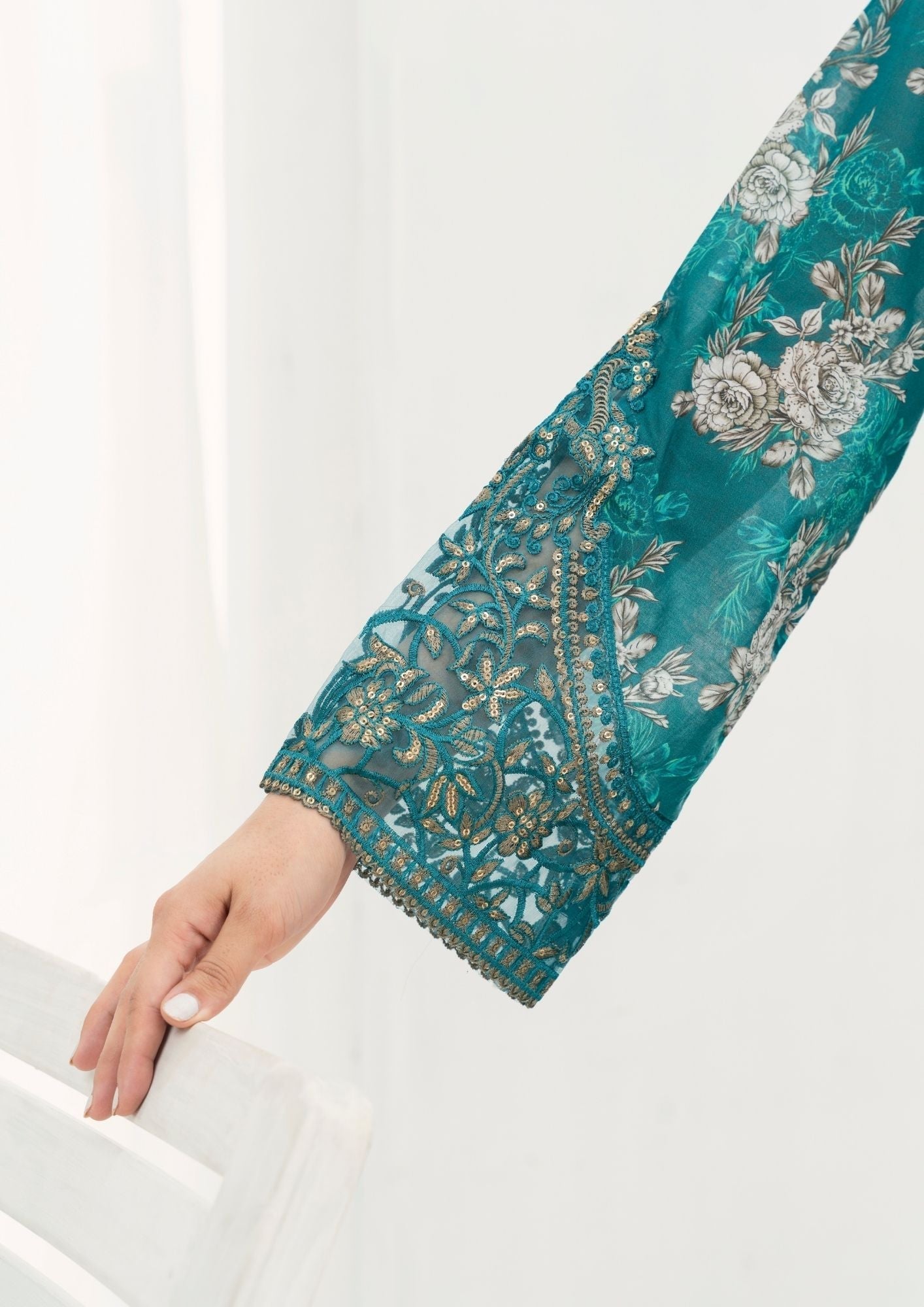 Alfatah Pret Printed Lawn with Embroidery GULZAAR S25 0006 Women 2pcs