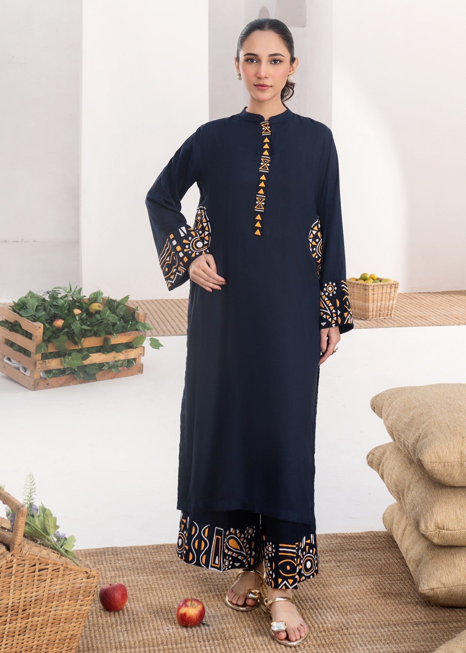 Hoorwani Tehwaar Navy Women 2pcs