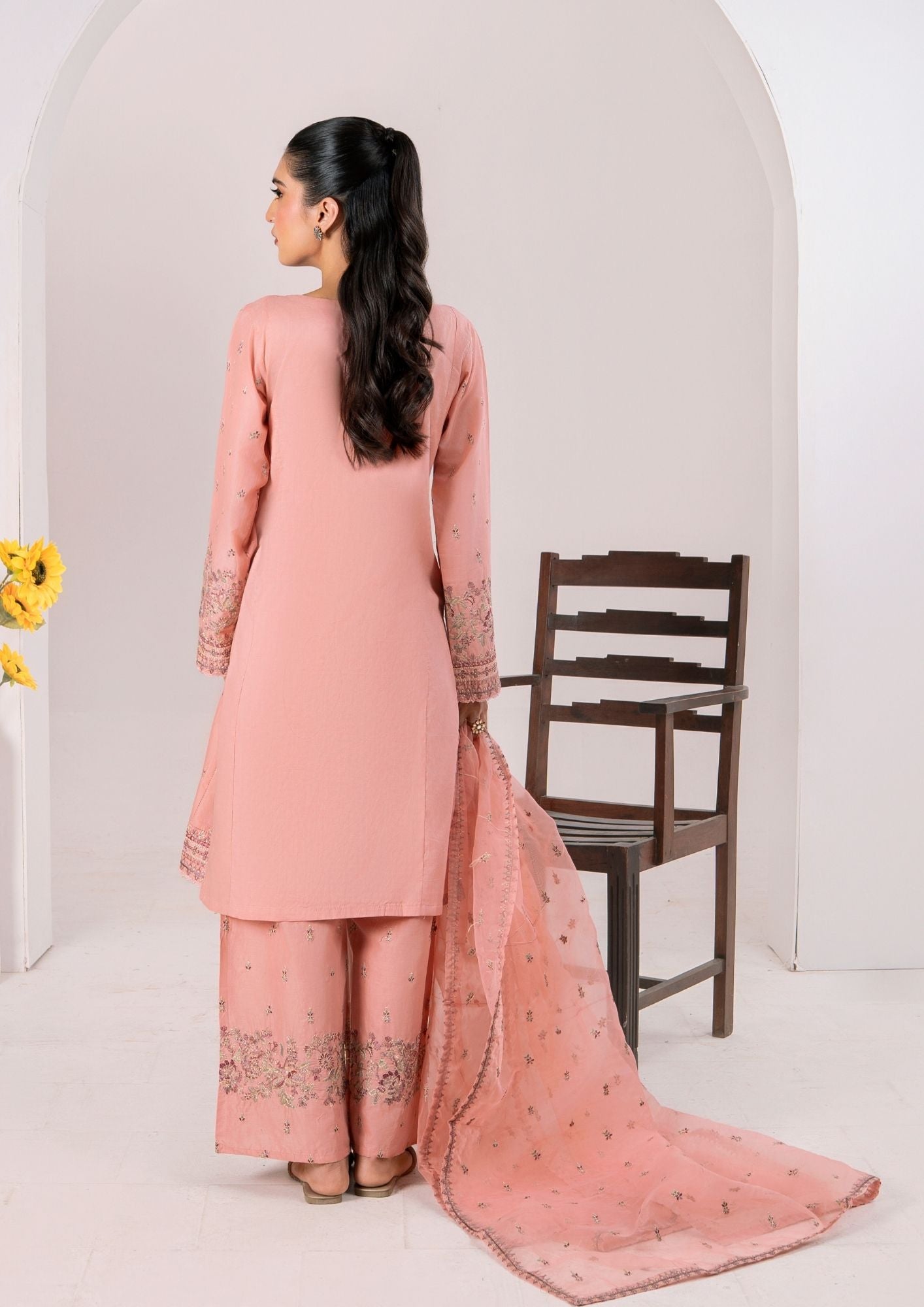 Alfatah Pret Embroidered Lawn ZAUQ S25 0008 Women 3pcs