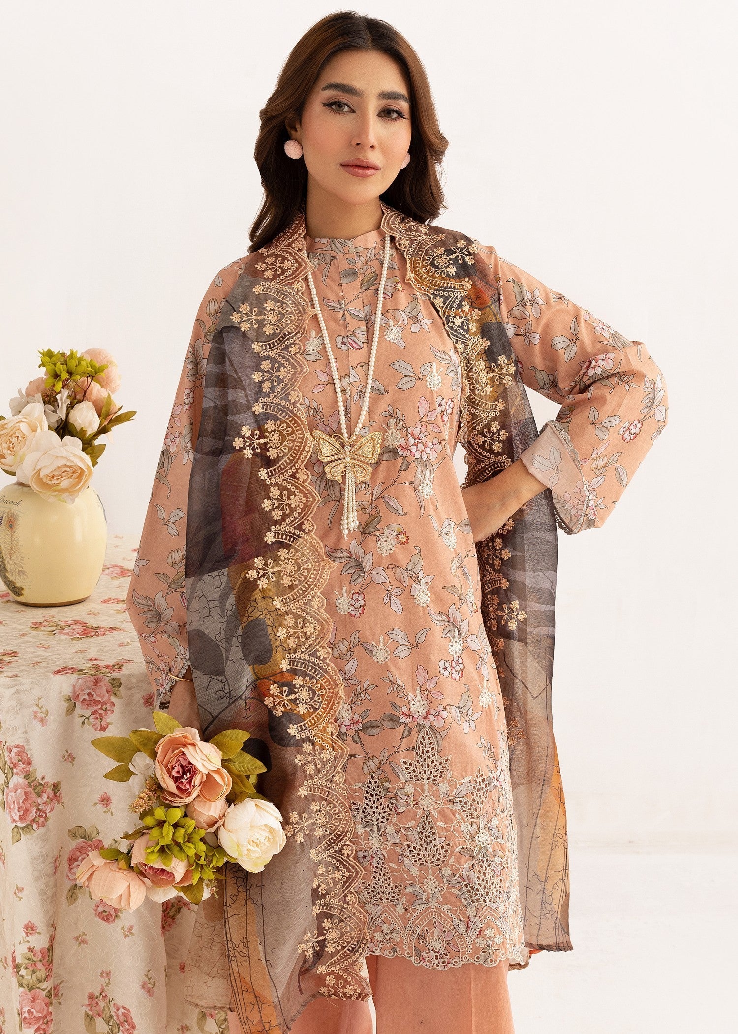 Aik Pret Narmeen 25 Women 3pcs