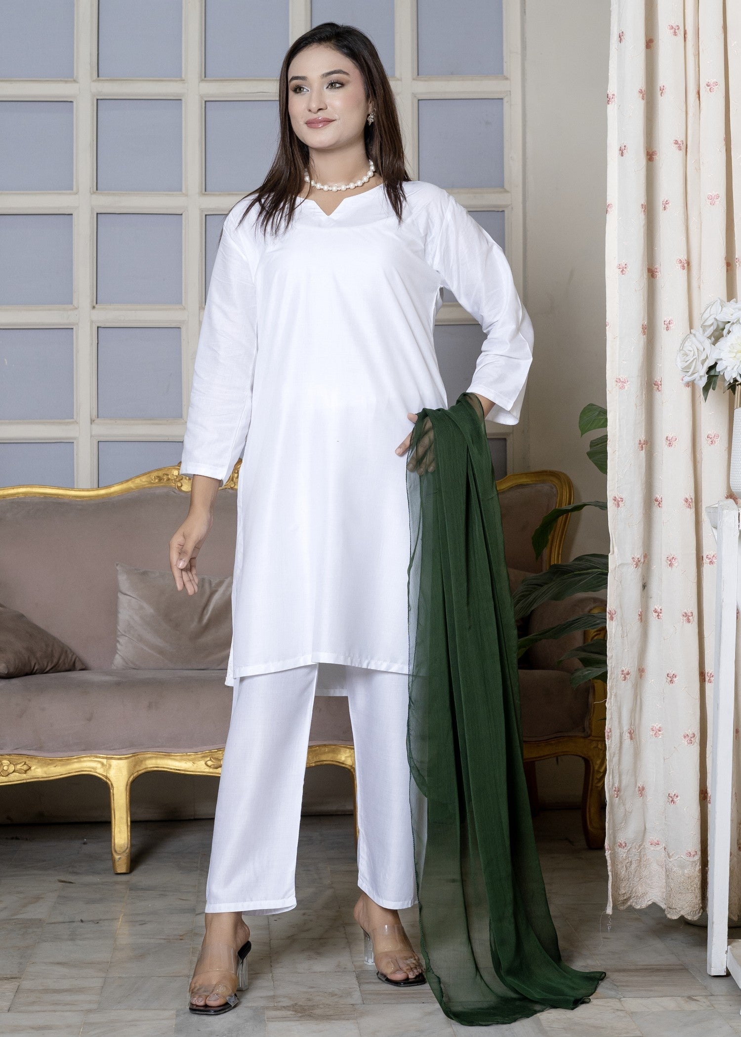 Hamna Kalim independence white Women 3pcs