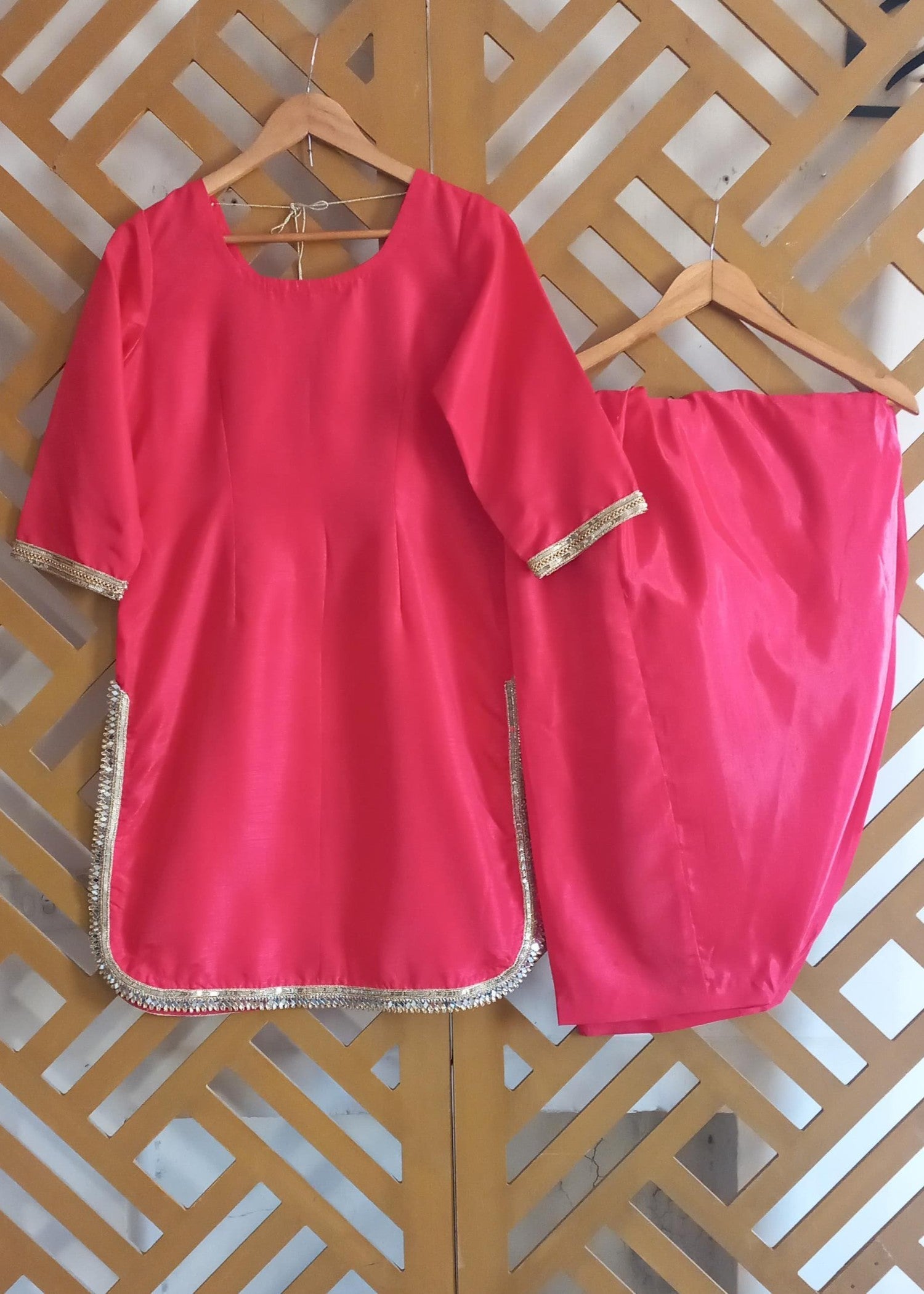 Uzman Yasen Pink Shalwar set Women 3pcs