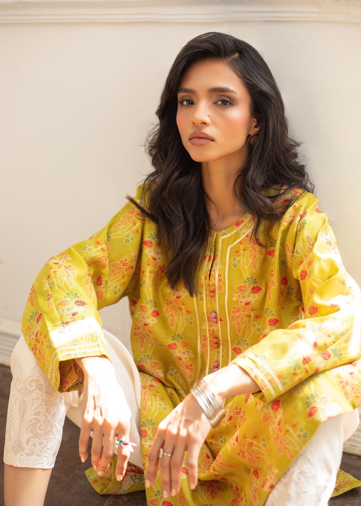 Azulie Green Woven Kurta by Women 1pcs