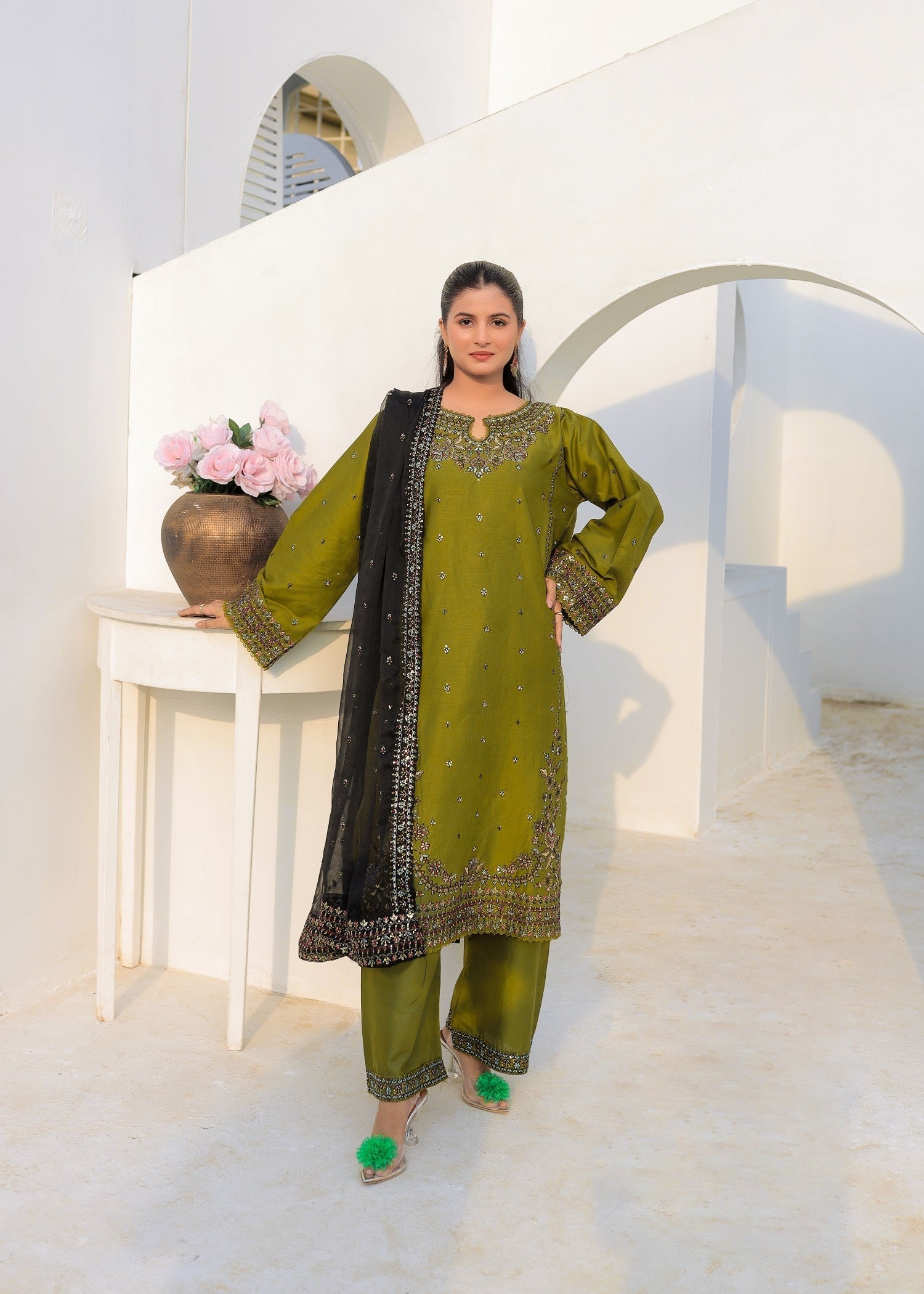 Shehroz Fashion RANG E JAHAN LAWN EMBROIDERY SUIT Women 3pcs