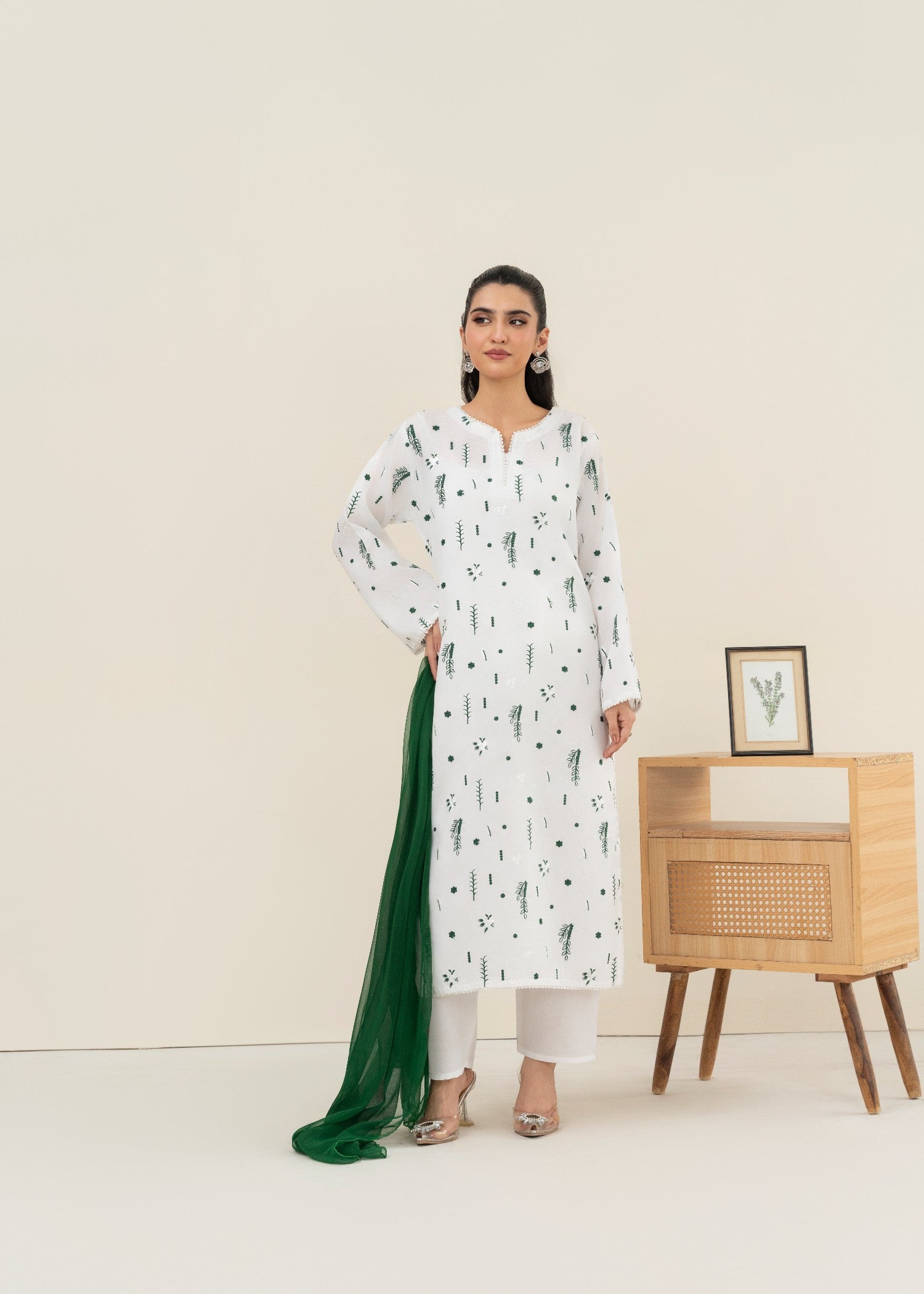 Stylish Collection DAINA EMBROIDERED Women 3pcs