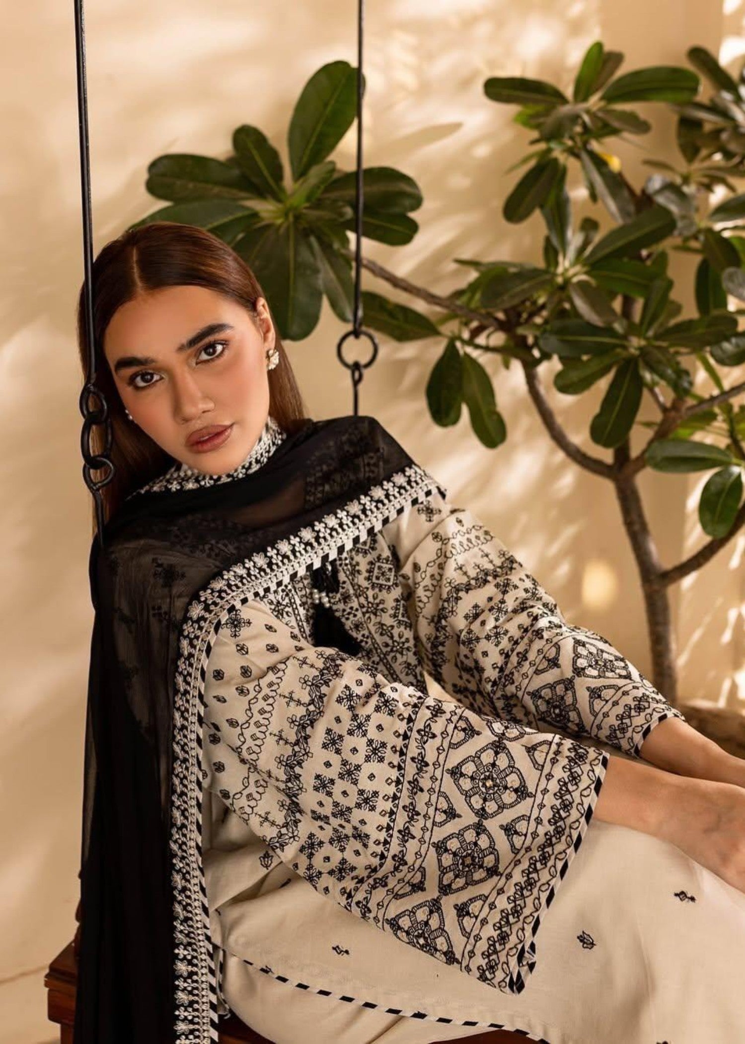 Libas Thread Arooj EMB Women 3pcs