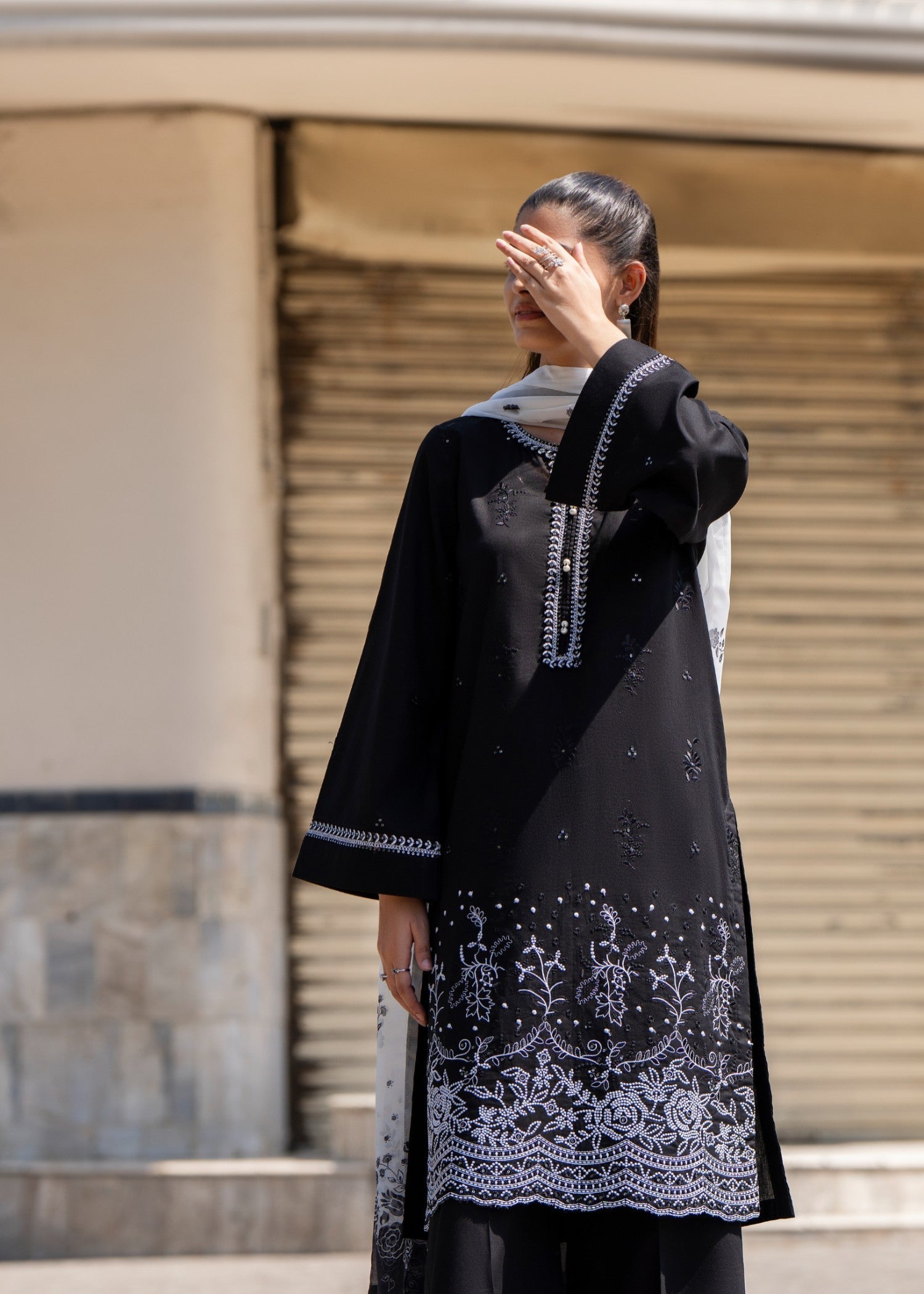 Casual Lite Cotton Emb Suit Black 3 Women 3pcs