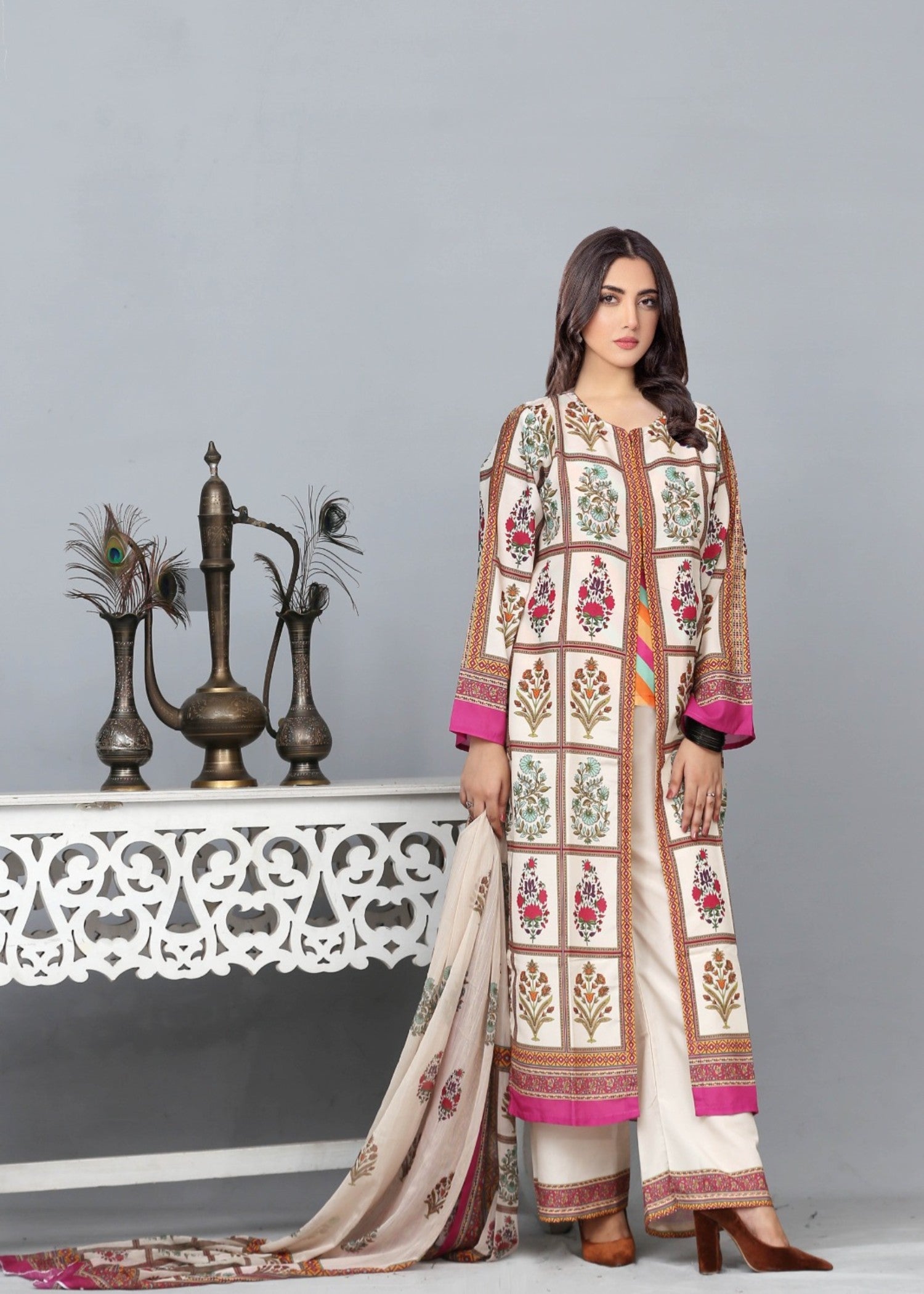 Reetriwaj Clara Women 2pcs