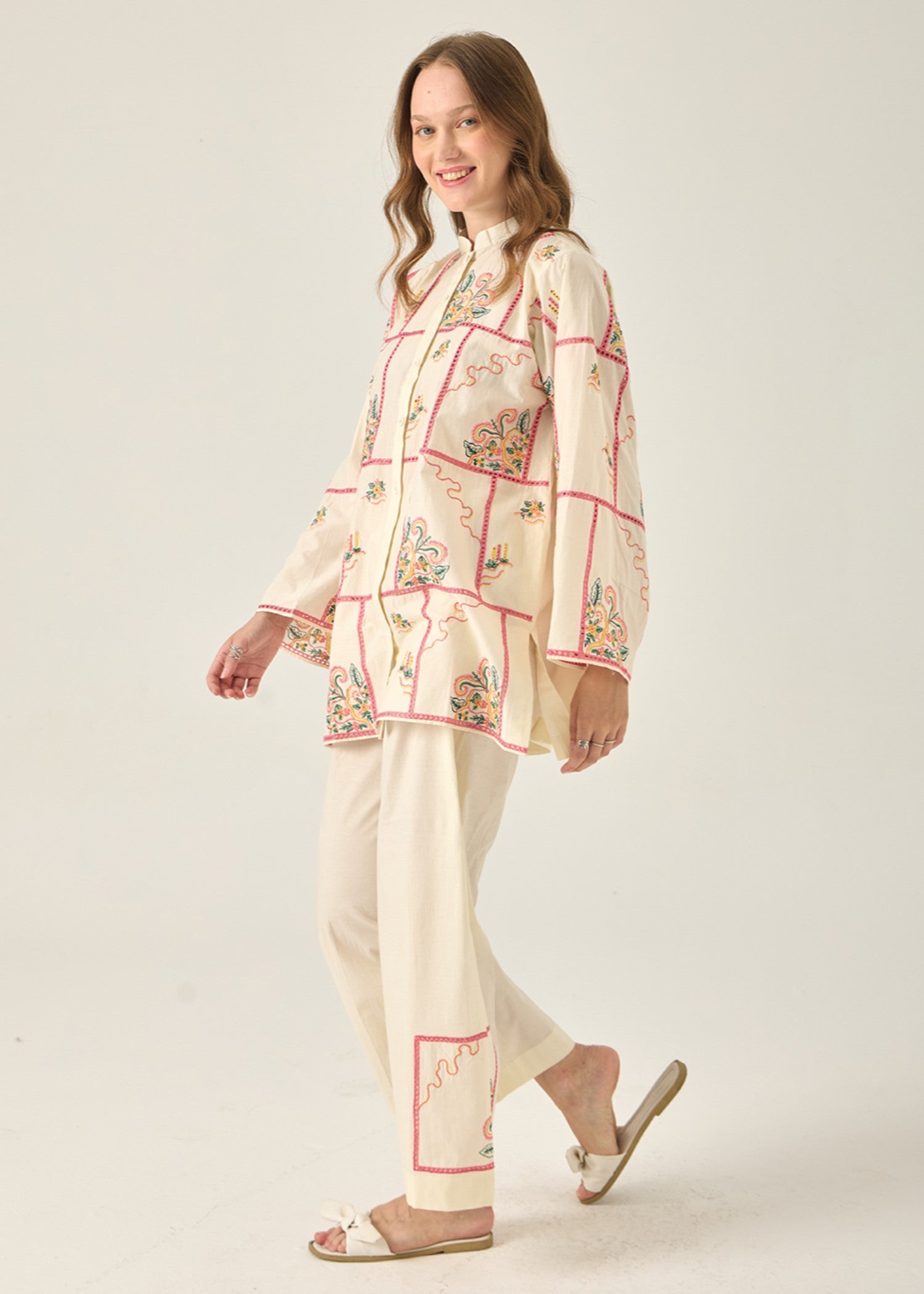 Kiara Suria – Embroidered Co ords Set Women 2pcs