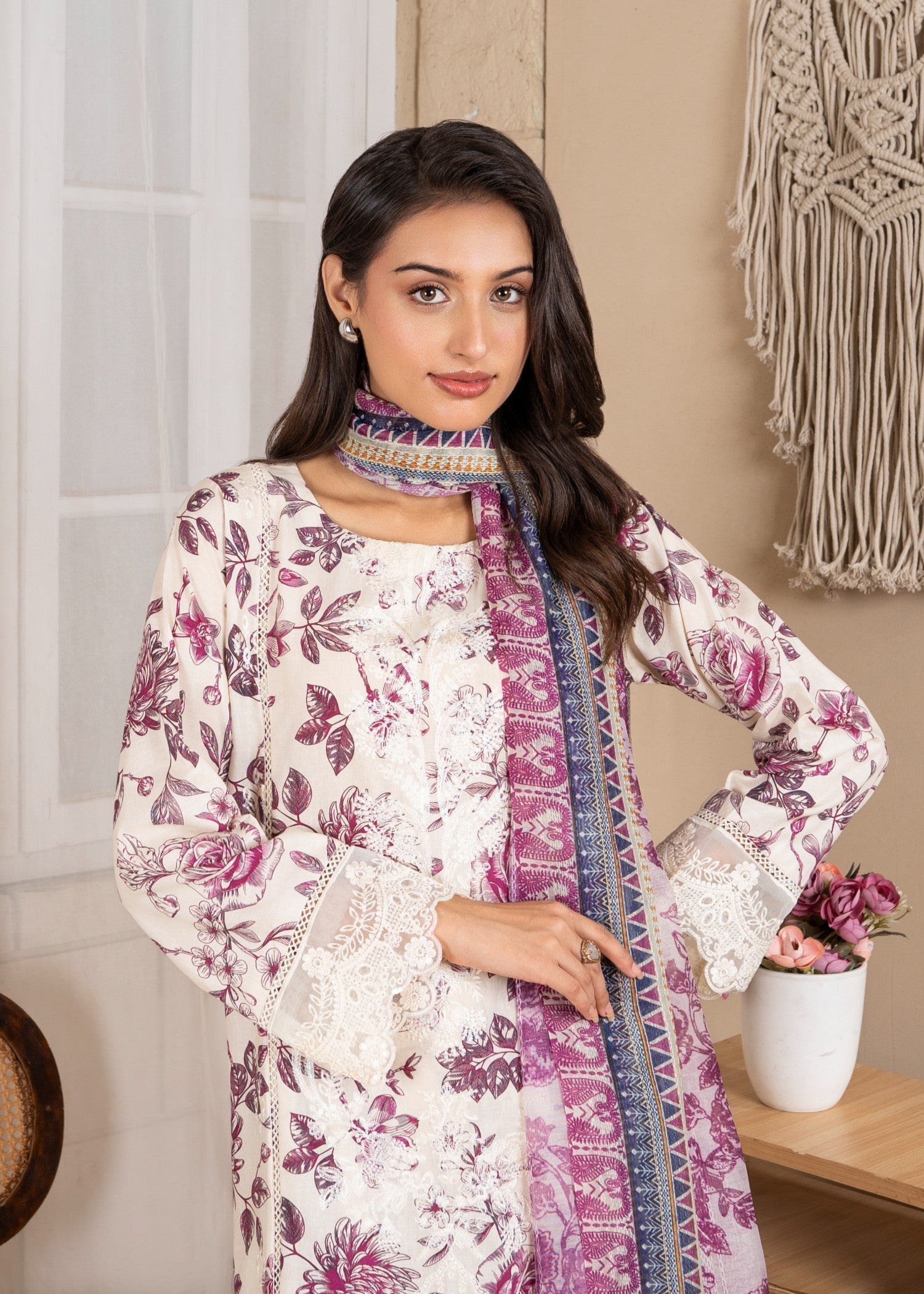 Rangriwaayat Spring Whispers – Bloom & Beauty Women 3pcs