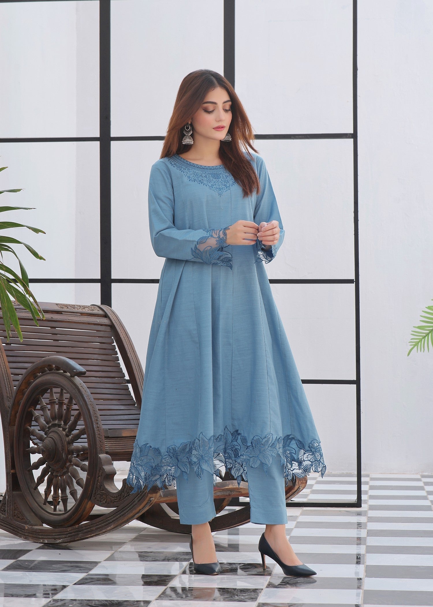 Luxeurs Niagara Lawn Embroidered Dress Women 2pcs