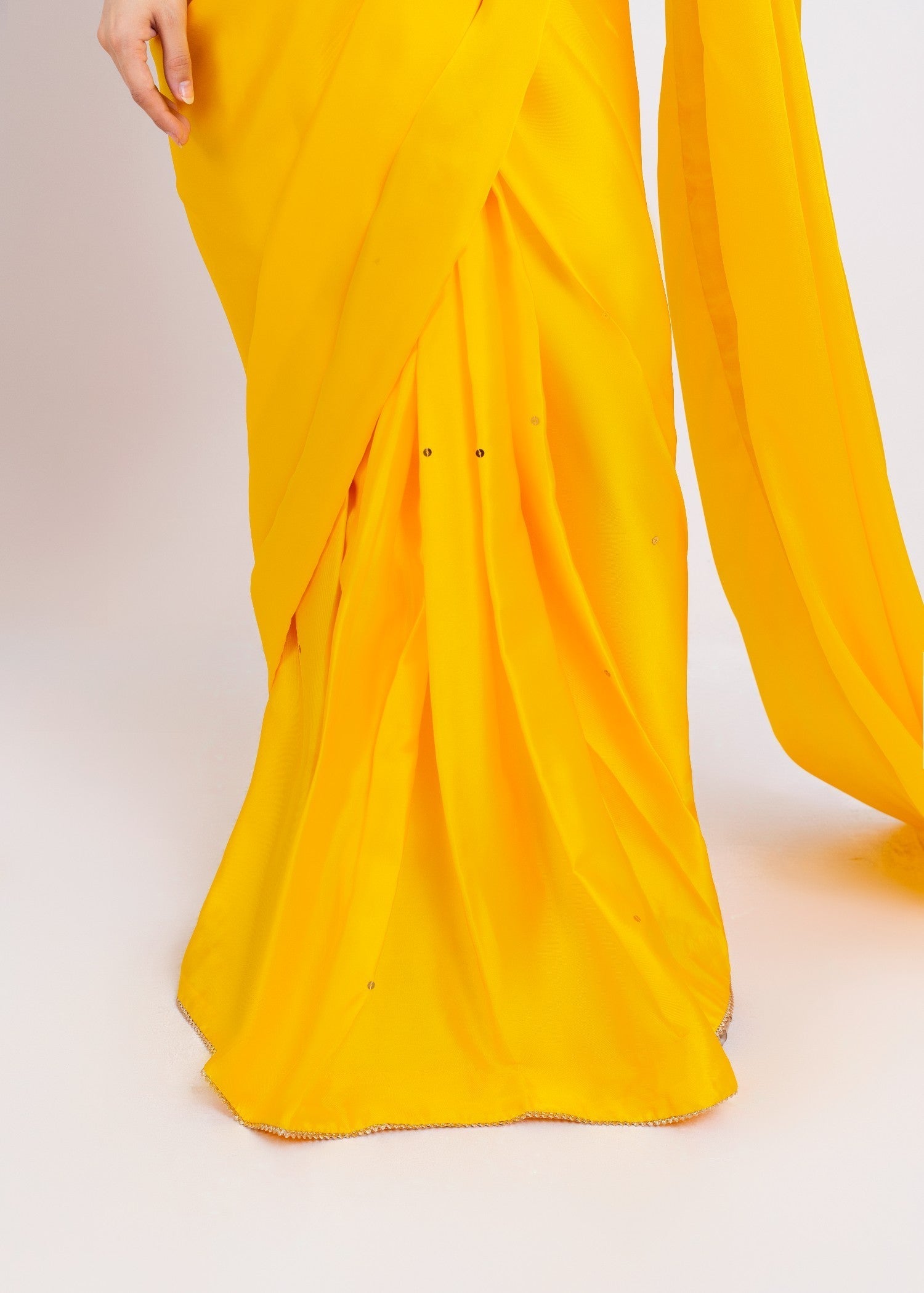 Tonics Clothing Marigold Muse Women 2pcs