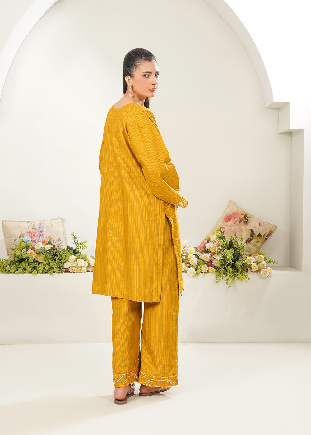 Elara Official Embroidered Flapper Suit Women 3pcs