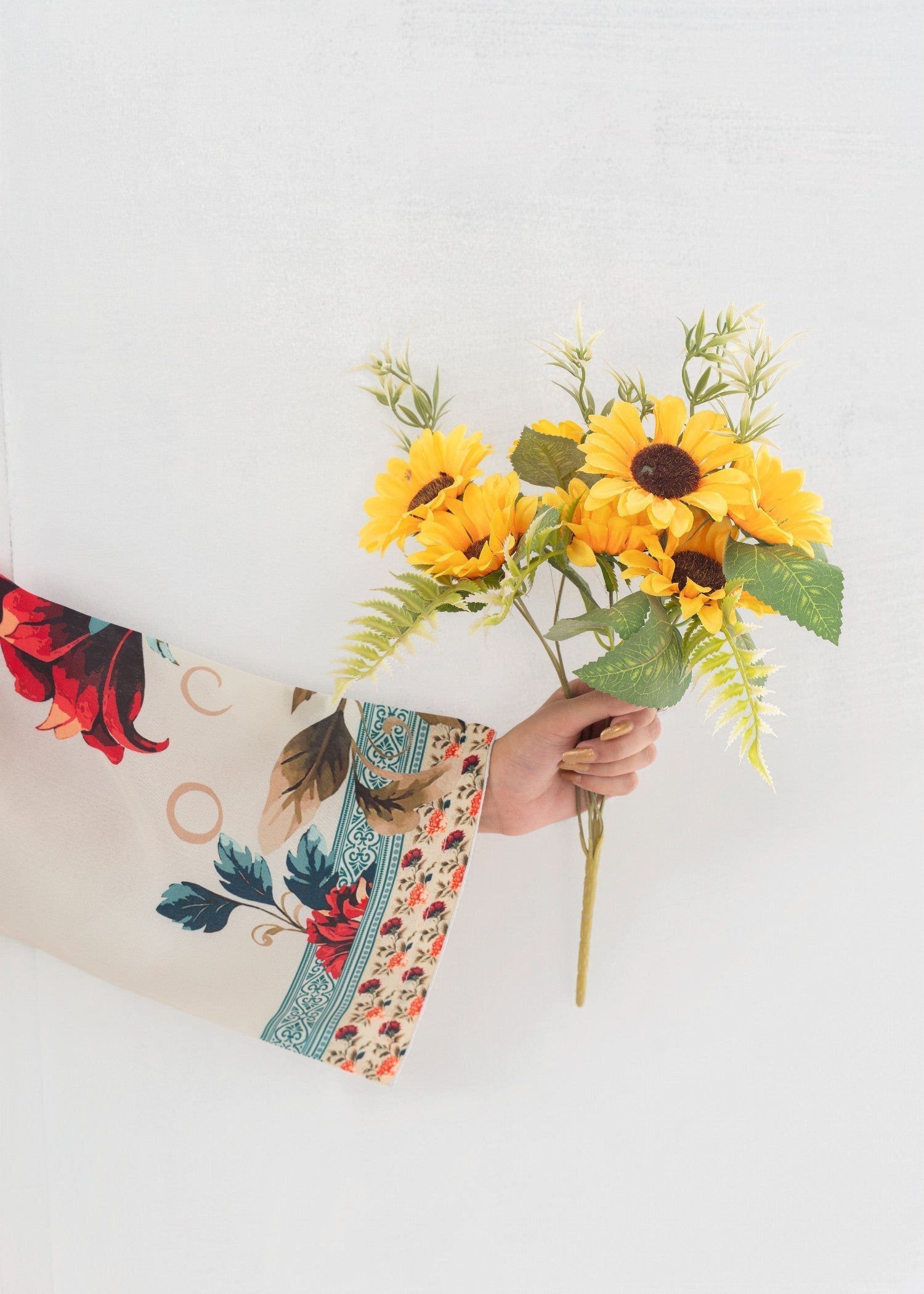 Stylish Collection AROOJ Women 2pcs