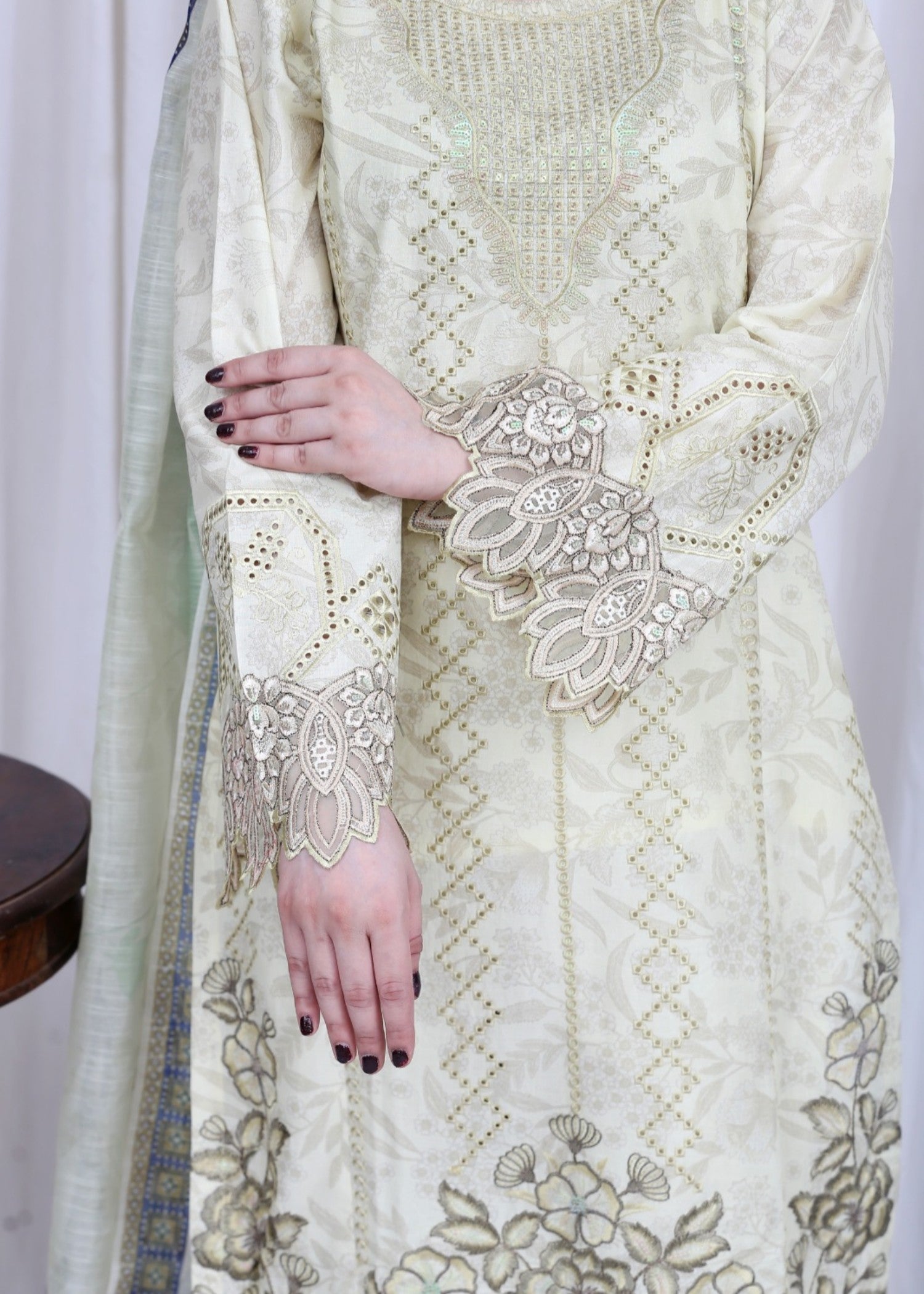 Mr Rai Attires Amna Embroidered Women 3pcs