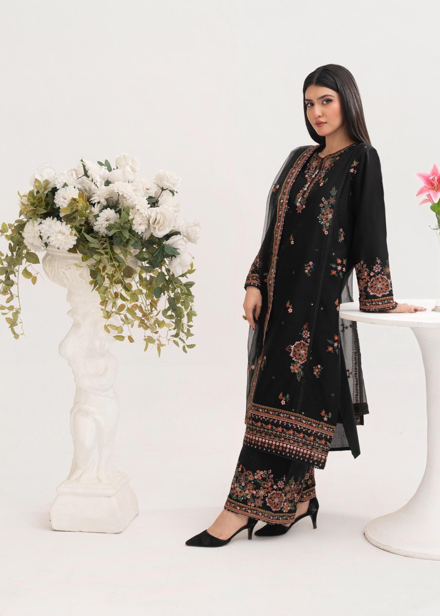Stylish Collection HAREEM EMBROIDERED Women 3pcs
