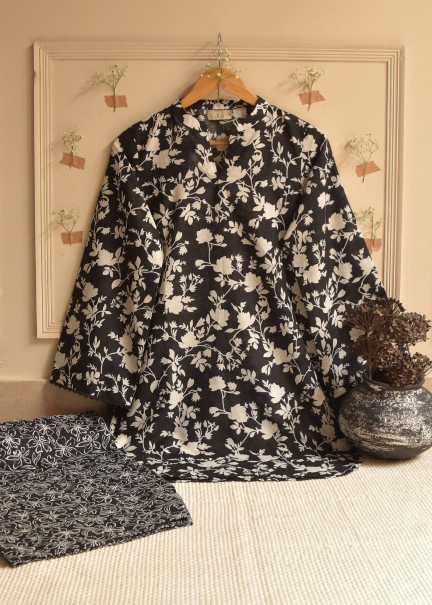 Baposh Farshi Shalwar Kameez Women 2pcs