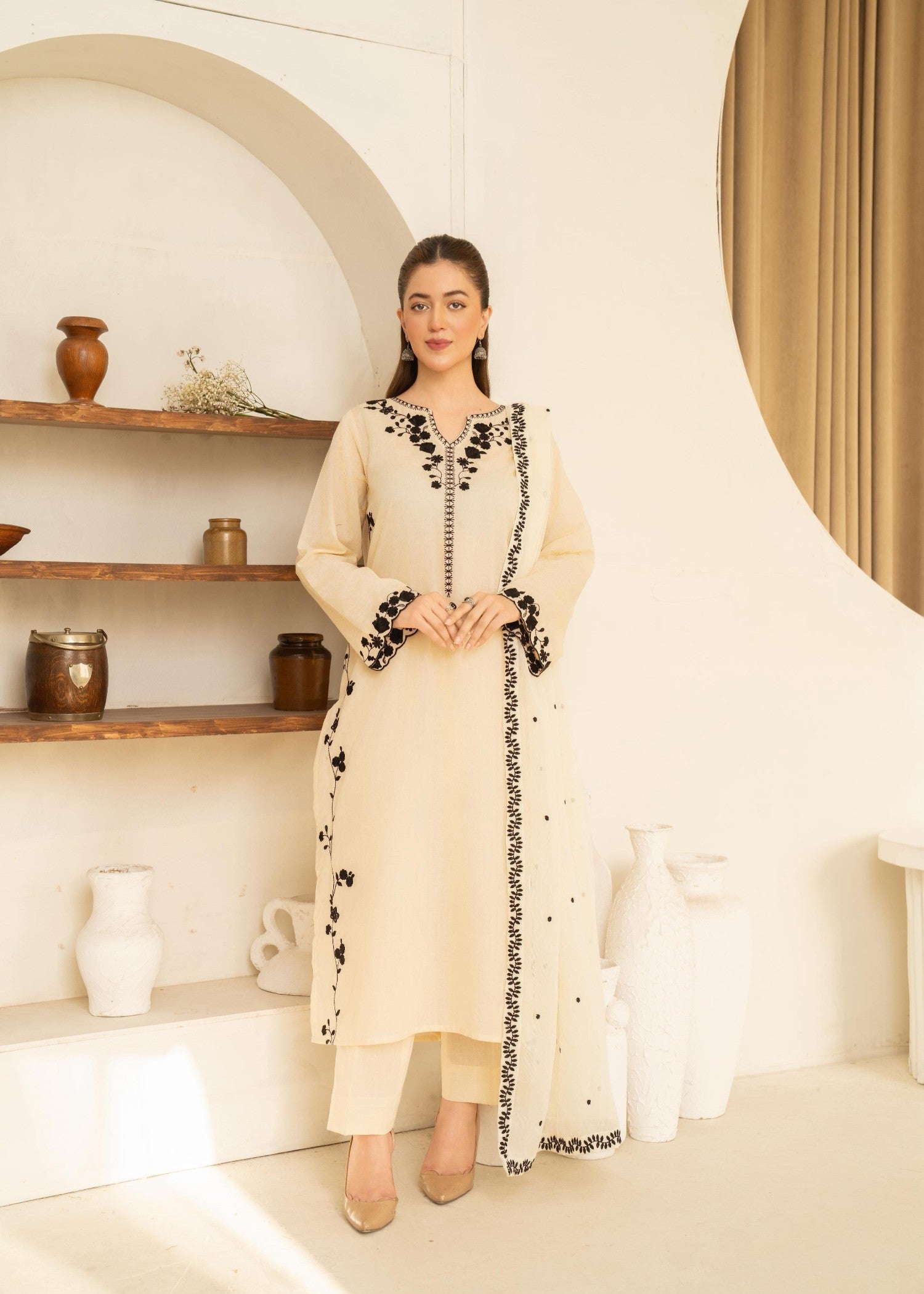 Rehhas Attires Beige Frost Women 3pcs