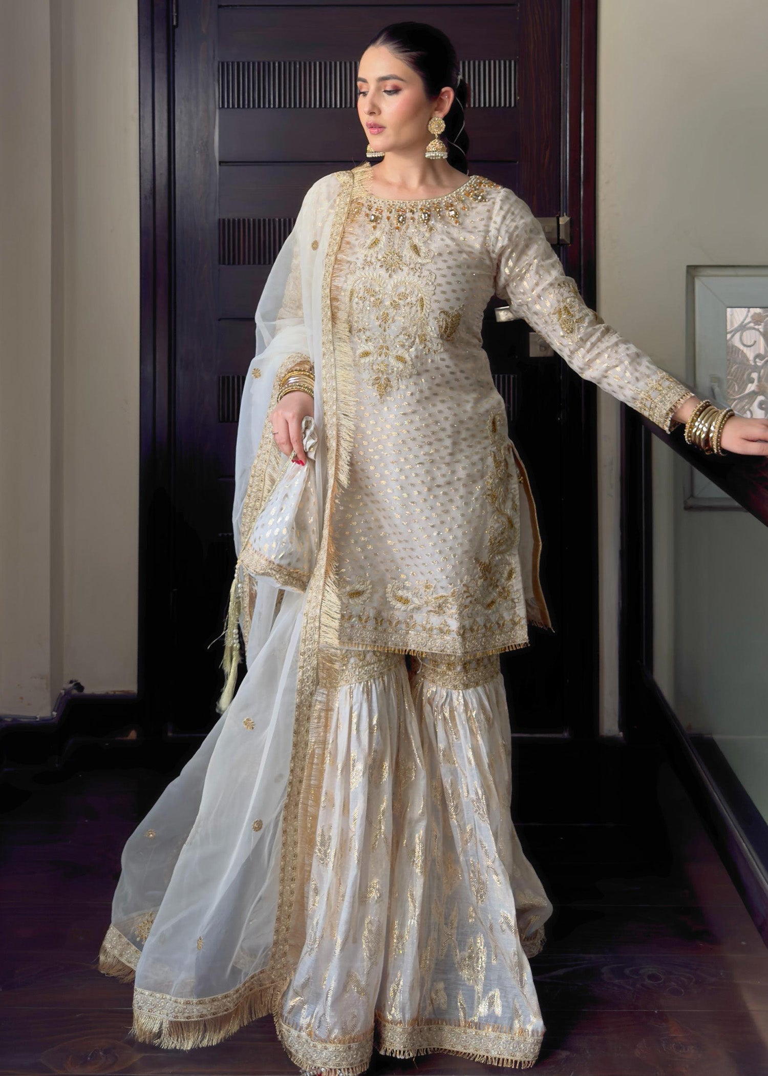 Sara Jahan White Crown Women 4pcs