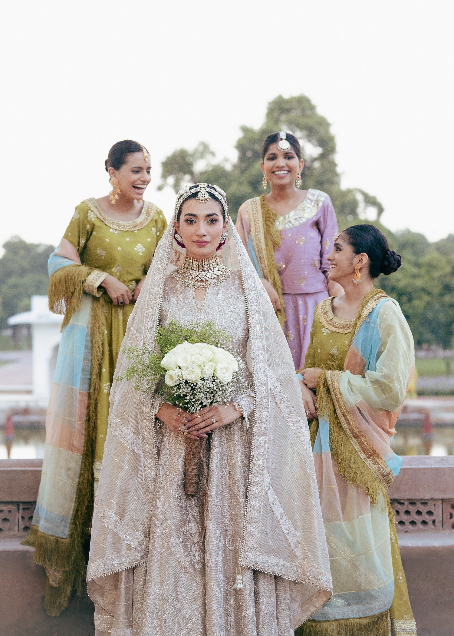 Meeral Luxe Mira Women 4pcs