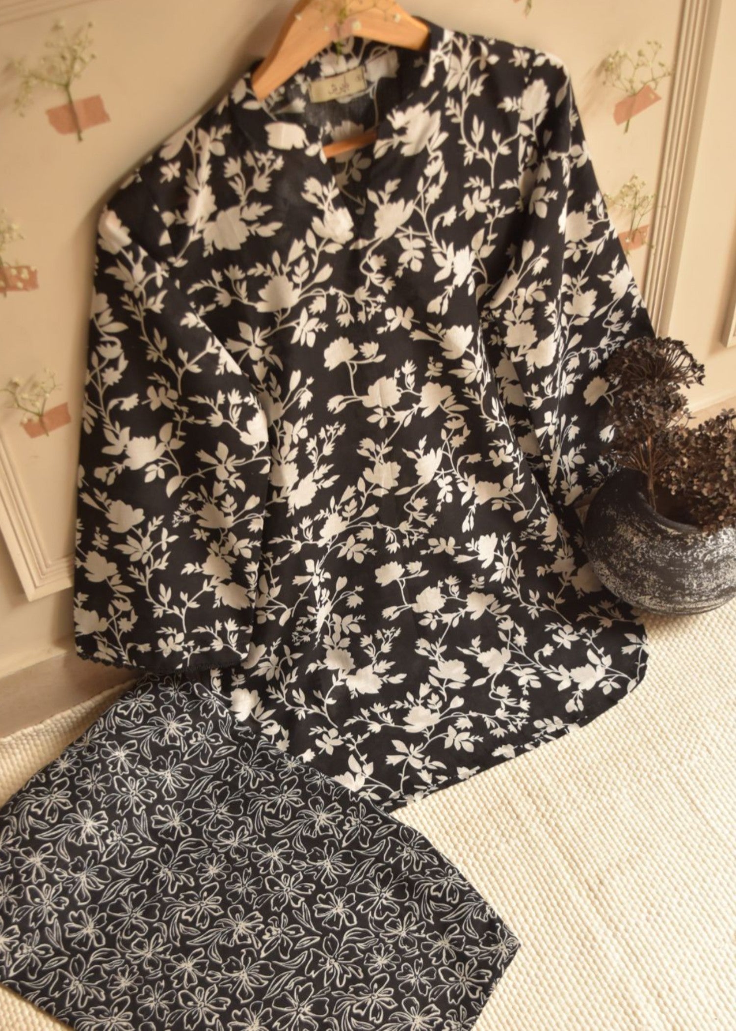 Baposh Farshi Shalwar Kameez Women 2pcs