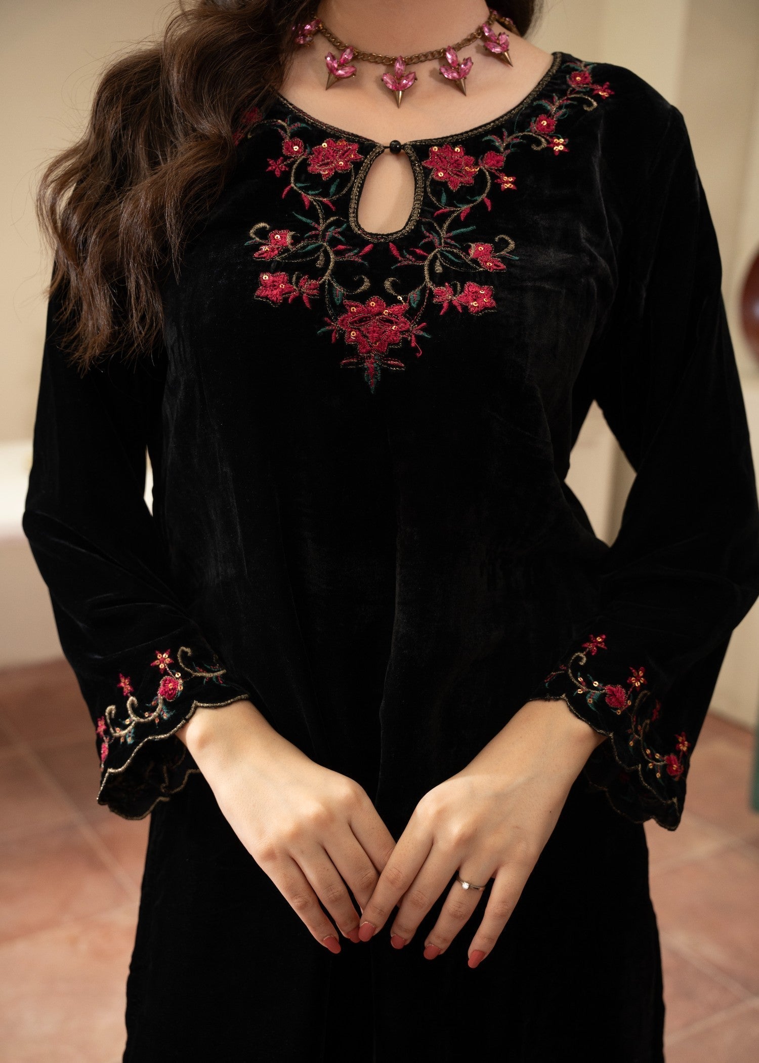 Naaz Couture Black velvet Embroidered Suit Women 3pcs