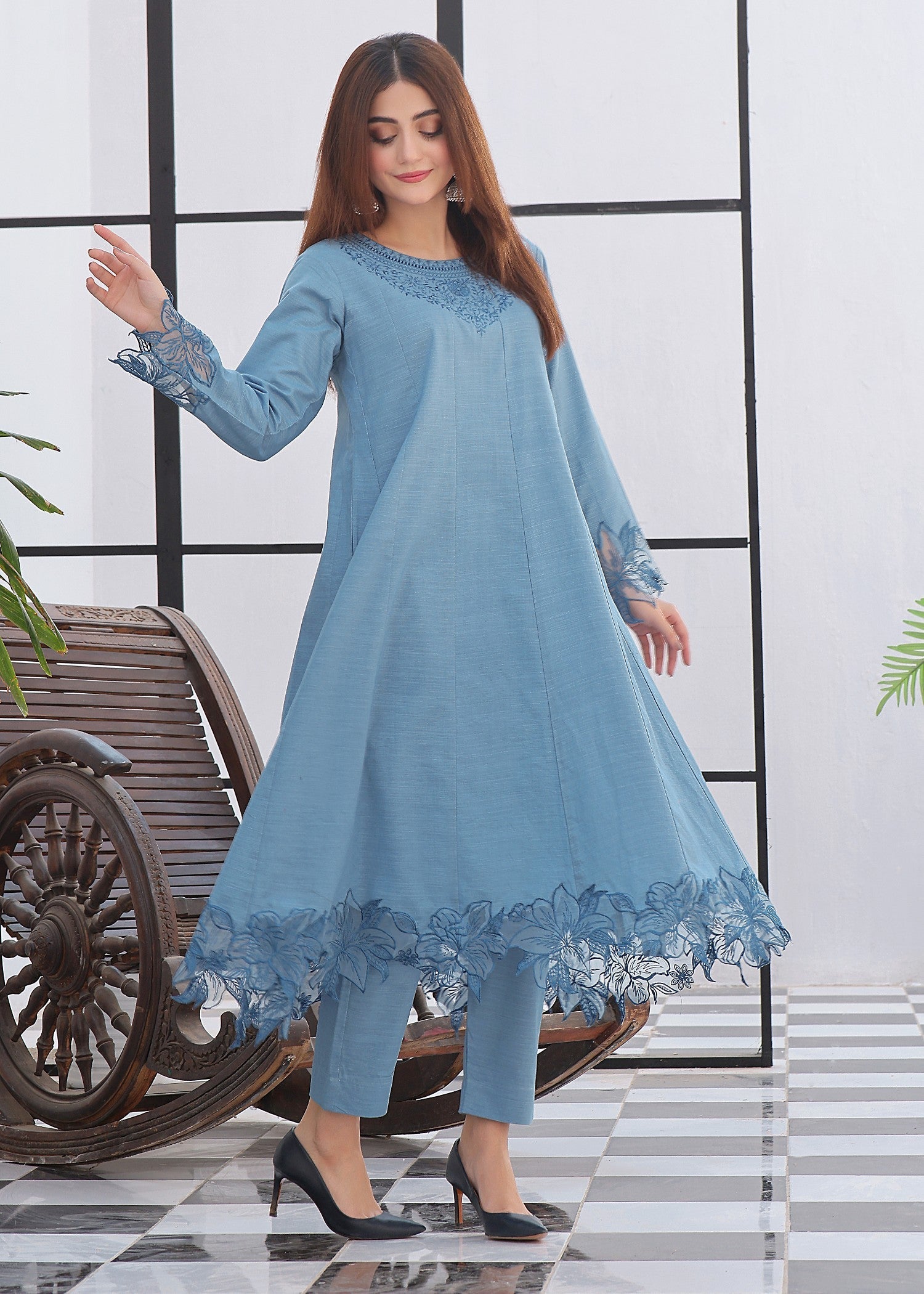 Luxeurs Niagara Lawn Embroidered Dress Women 2pcs