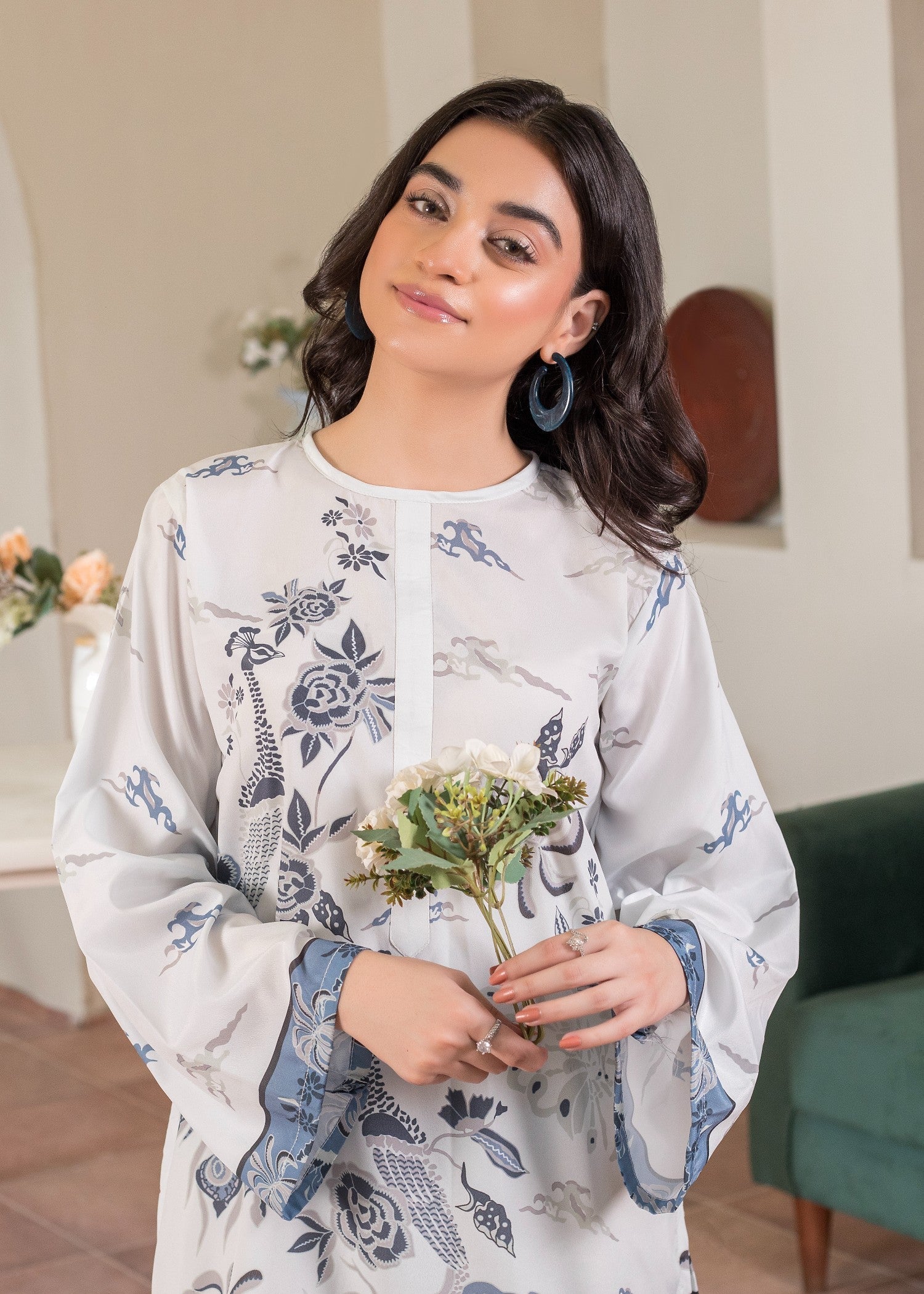 Khadija Sharif Lumi Women 2pcs