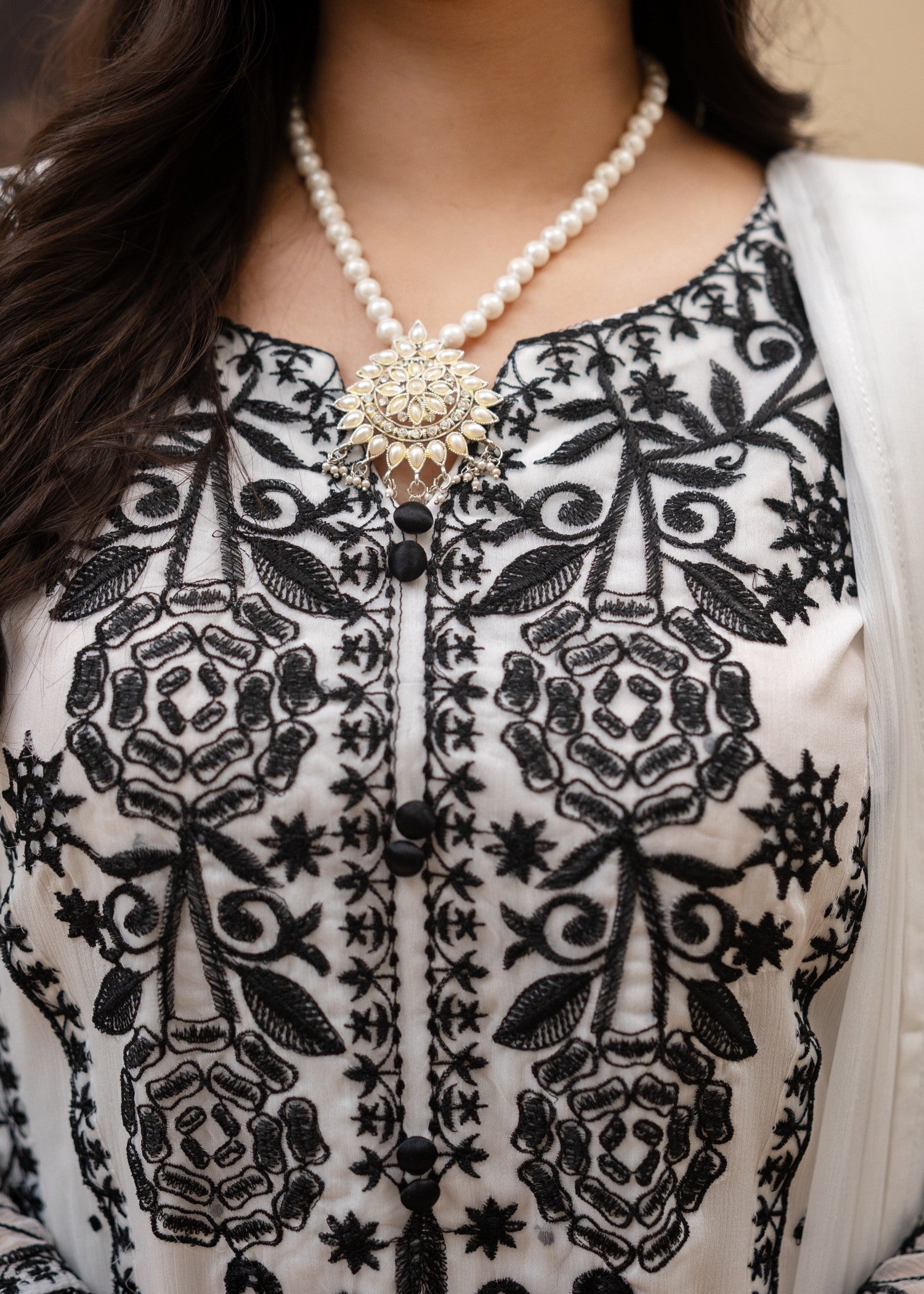 Alyssa WHITE CHIFFON SUIT ALL310 Women 3pcs