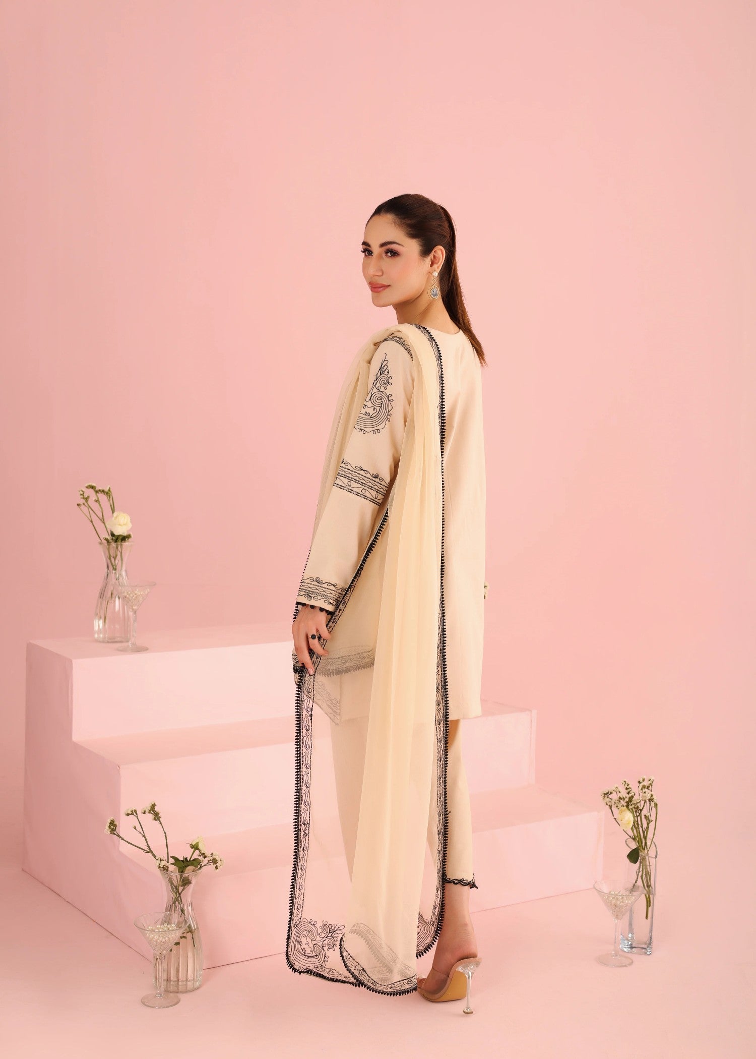 Zainab Musa LUNE Women 2pcs