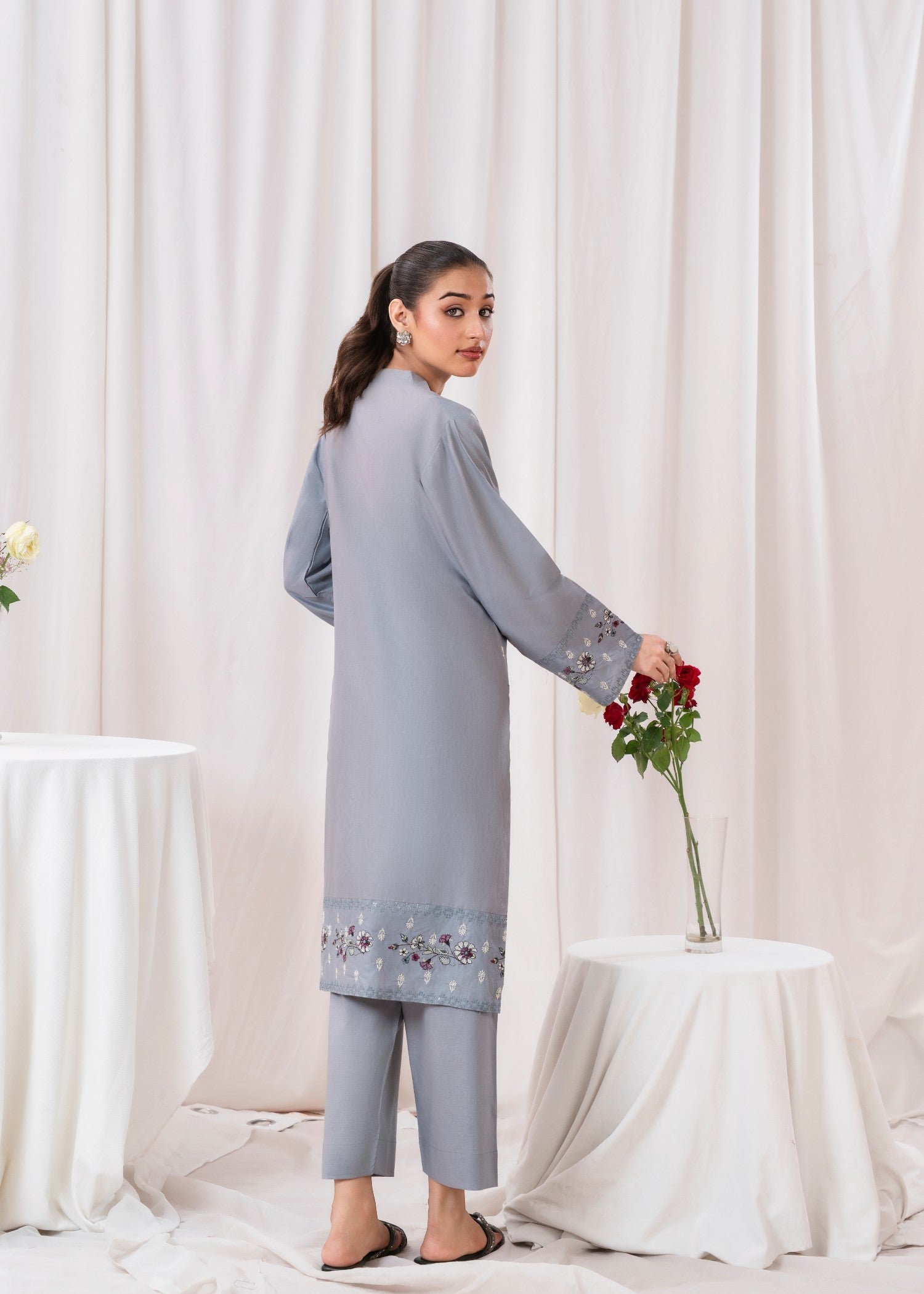 Gulle Eida Kashmiri Women 2pcs