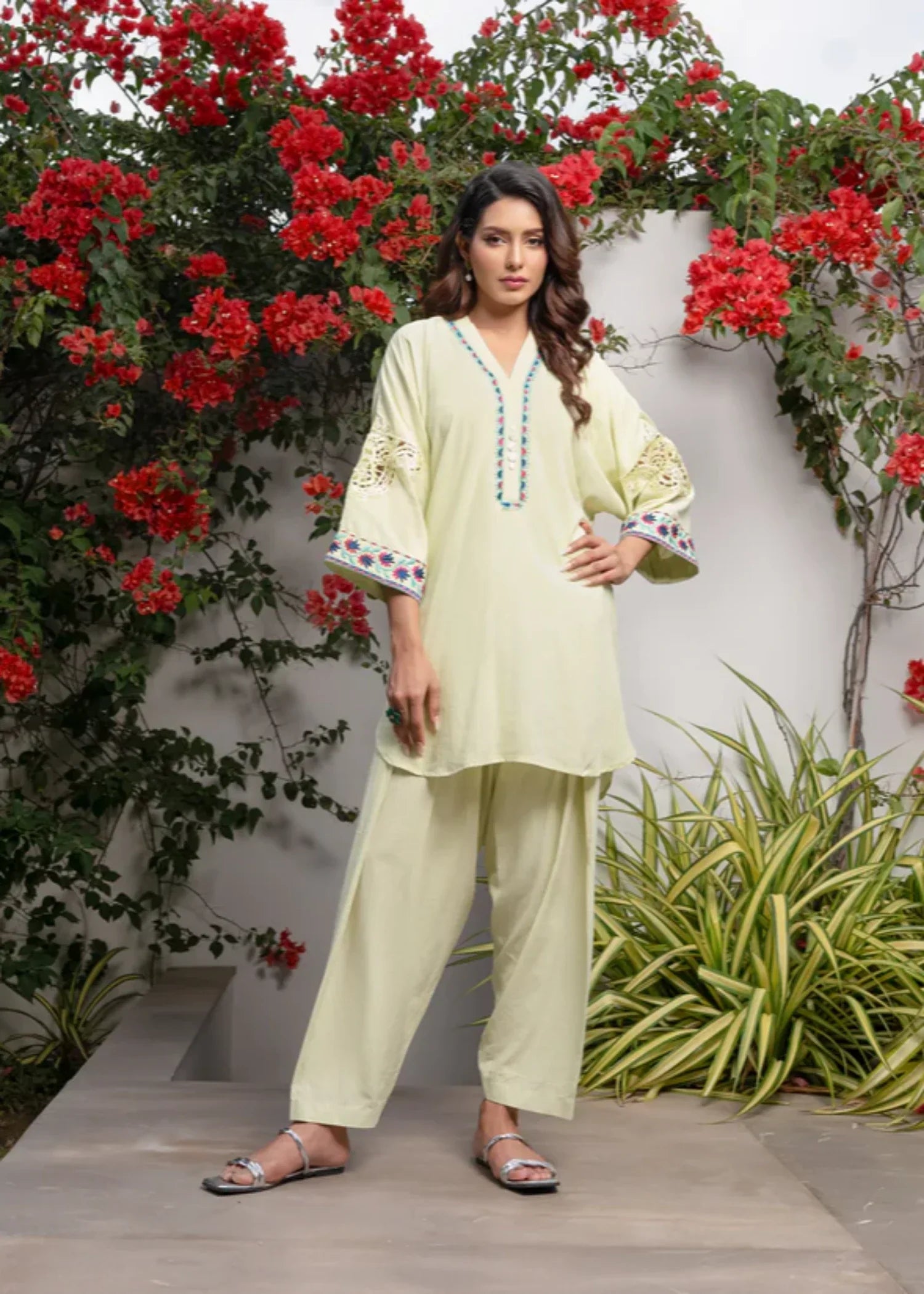 Gulabi Gota KIARA Women 2pcs