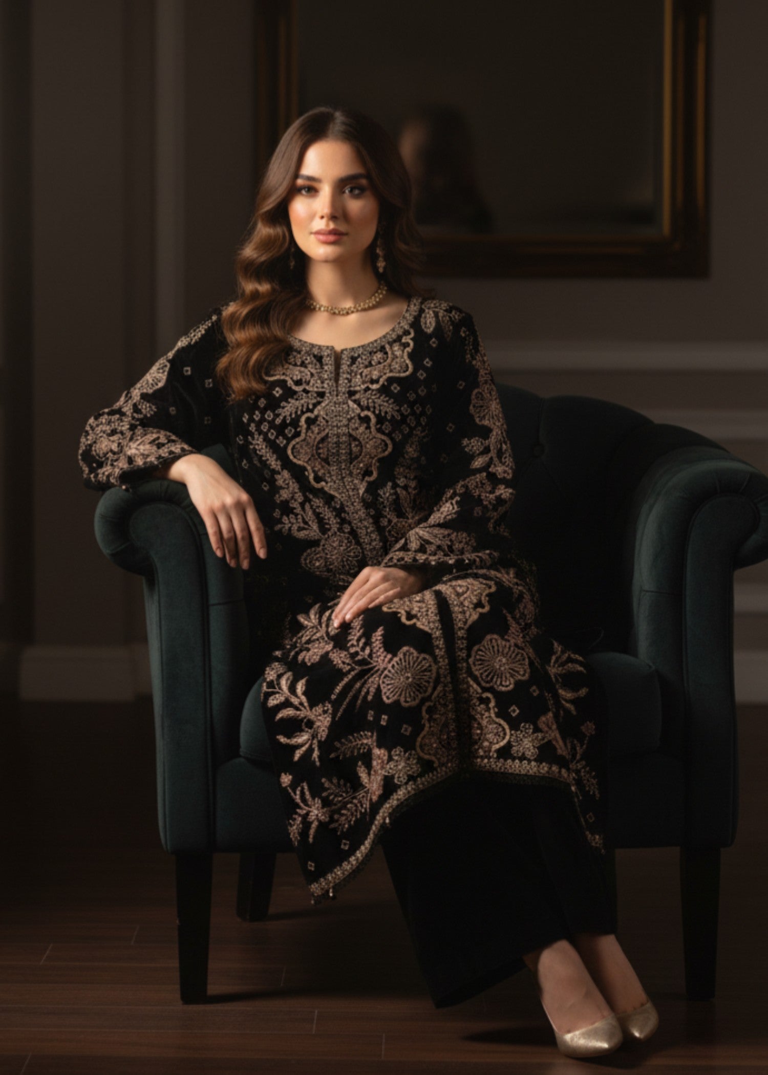 Pehnawa By Bin Akram’s Black Regalia | Embroidered Velvet Women 3pcs