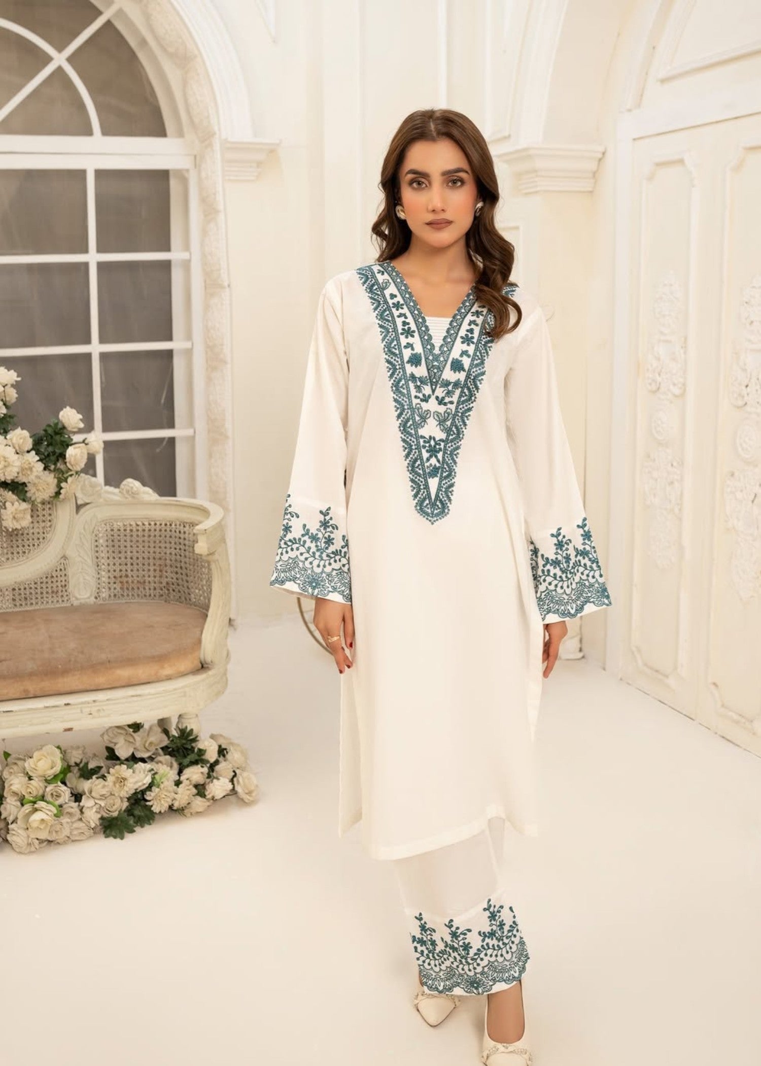 Gulposh Ayat (Embroided ) Women 2pcs