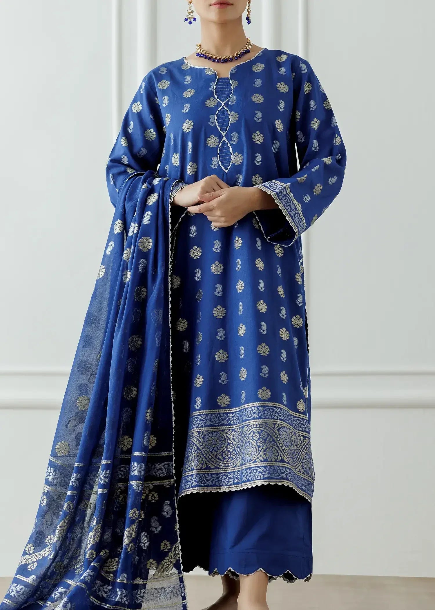 Orient Stitched | | CLASSIC LAWN JACQUARD COLLECTION | OTL 25 047 Women 3pcs