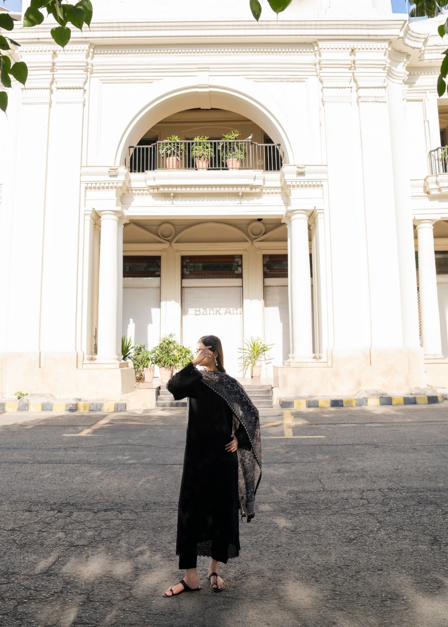 Casual Lite Cotton Emb Suit Black 2 Women 3pcs