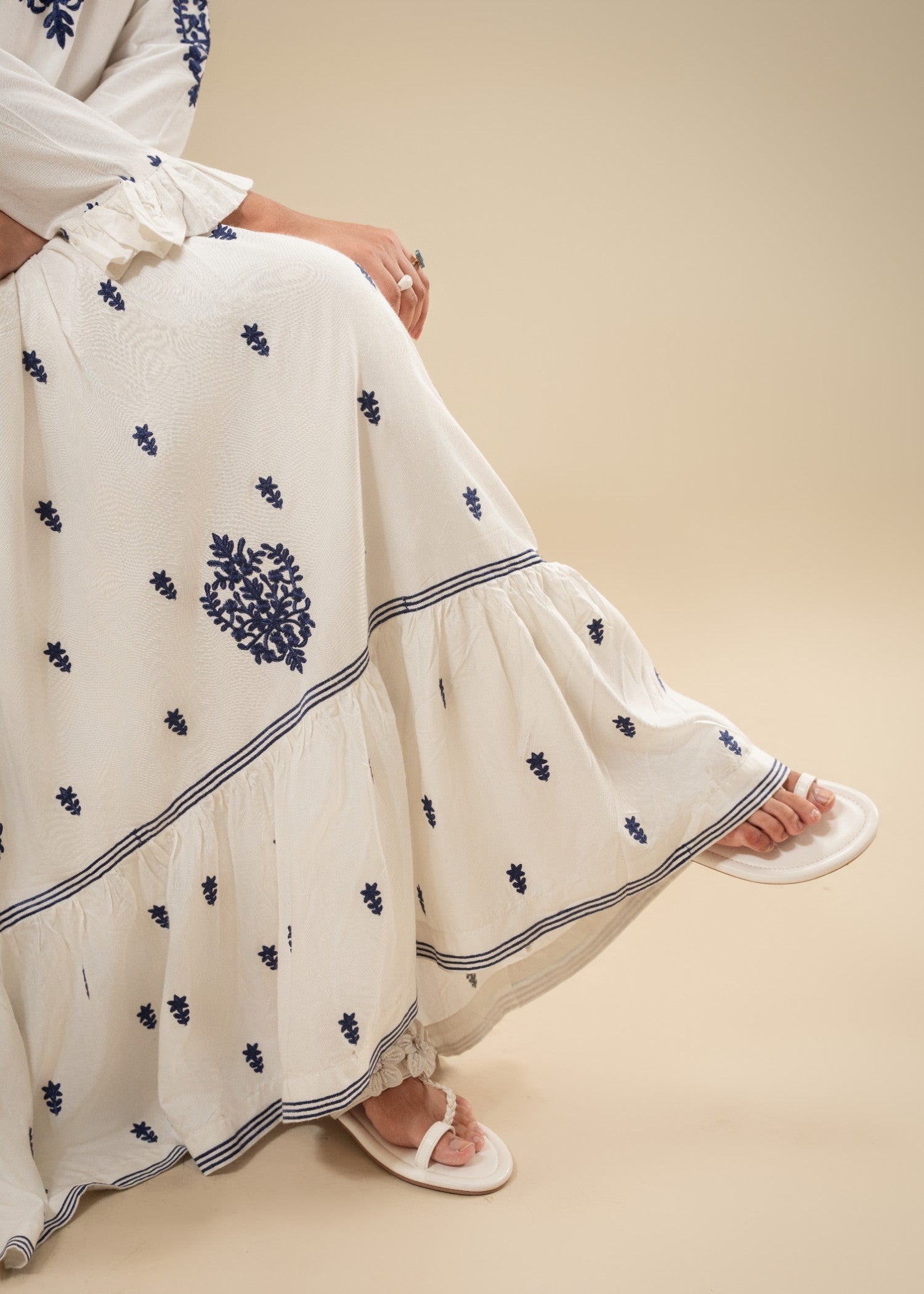 Akhrot Clothing Ivory Whisper Women 2pcs