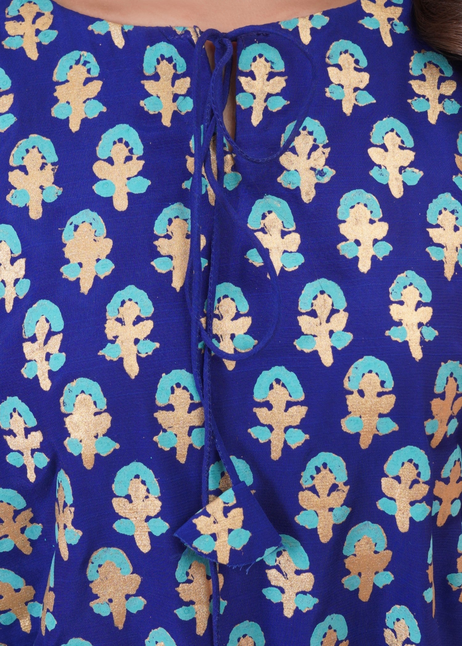 Zeeniya Officials Blue bell Women 2pcs