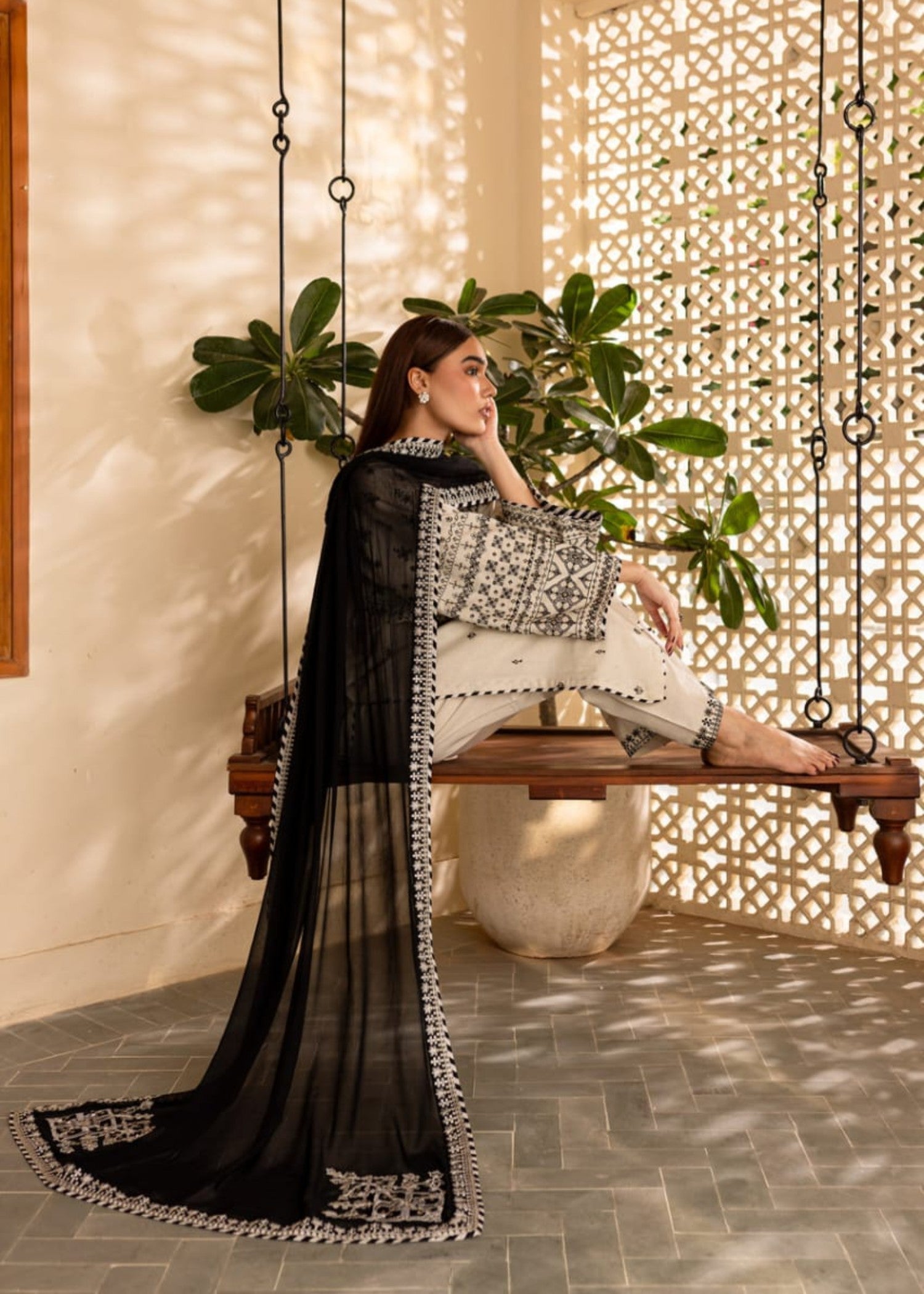 Shehroz Fashion ARFA LAWN EMBROIDERY SUIT Women 3pcs