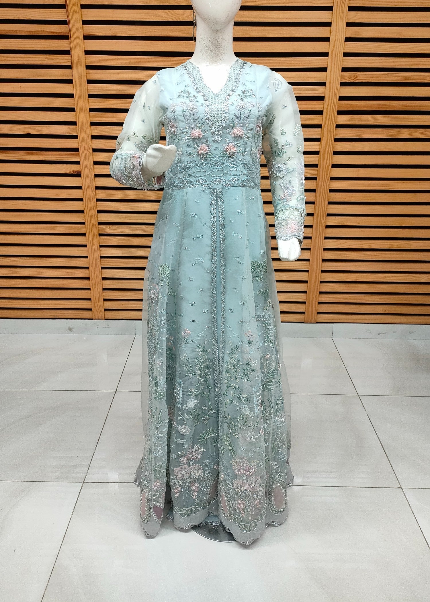 Republic Womenswear Rep wed 24 Kyla Women 3pcs