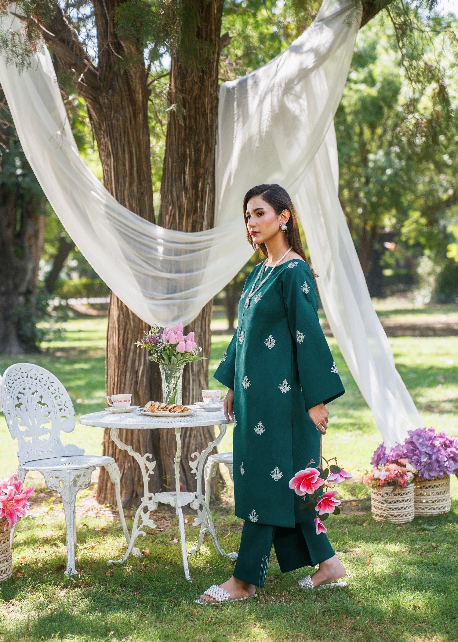 Sehrish Kanwal Vera DL 02 Women 2pcs