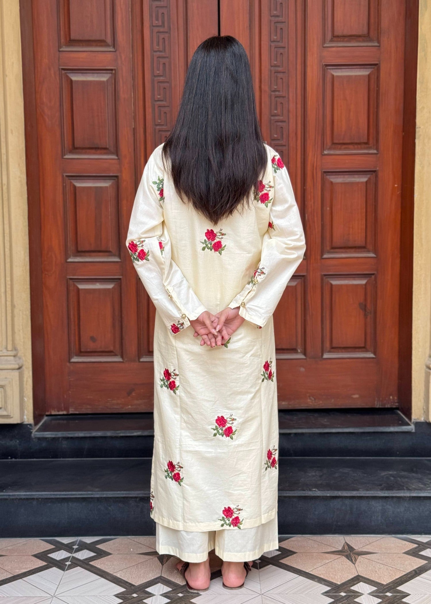 Kashqai Rose Embroidered Women 2pcs