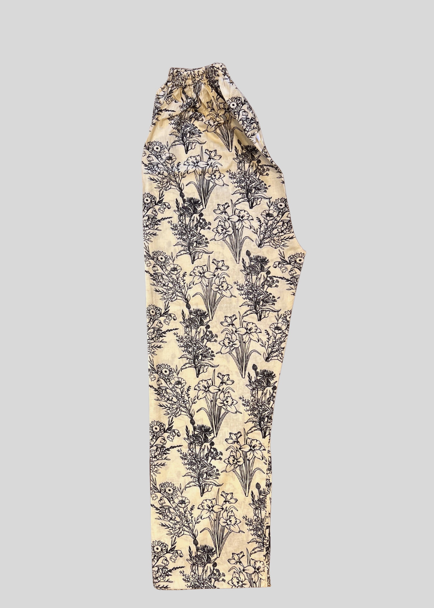 Salimas Women’s Stitched Lawn Suit – Beige with Black Floral Print (Spring Collection) Women 2pcs