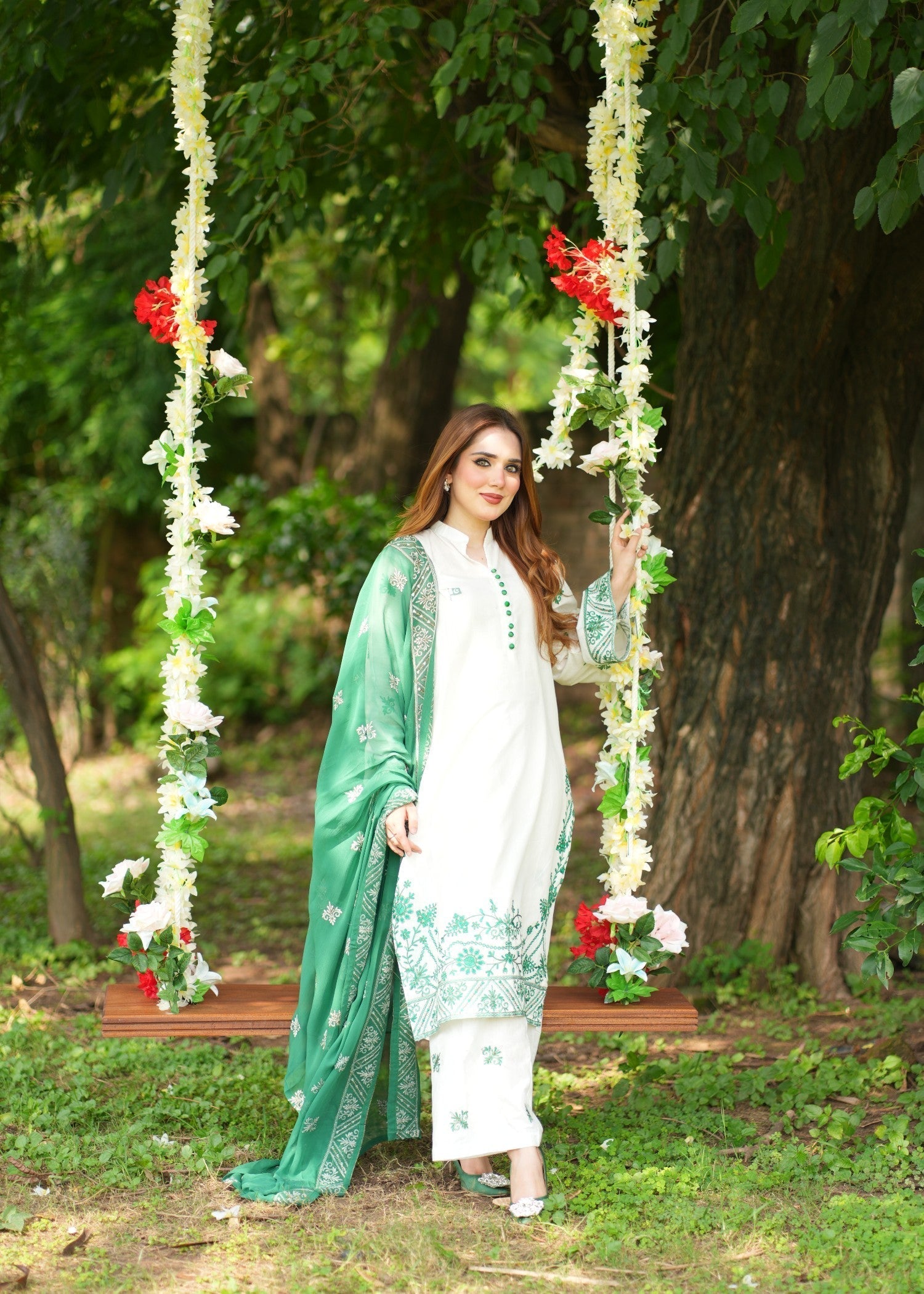 Aster Azaadi Ethnic Lawn Dress Women 3pcs