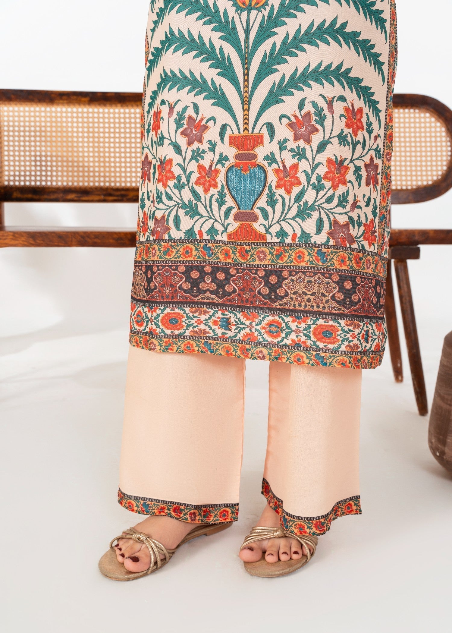 Stylish Collection JAHANIYA Women 2pcs