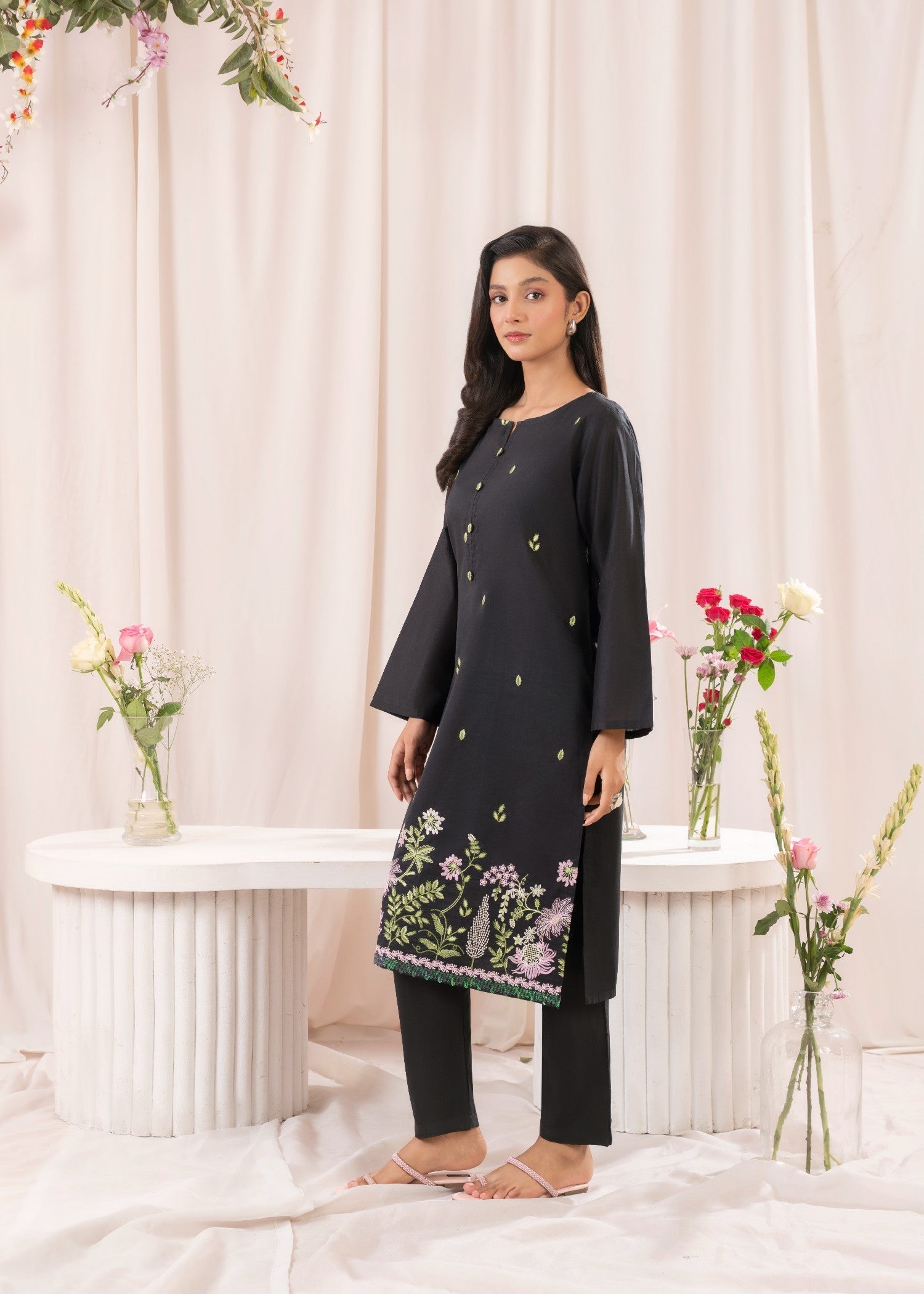 Musani Embroidered Lawn Stitched Shirt Black Women 1pcs