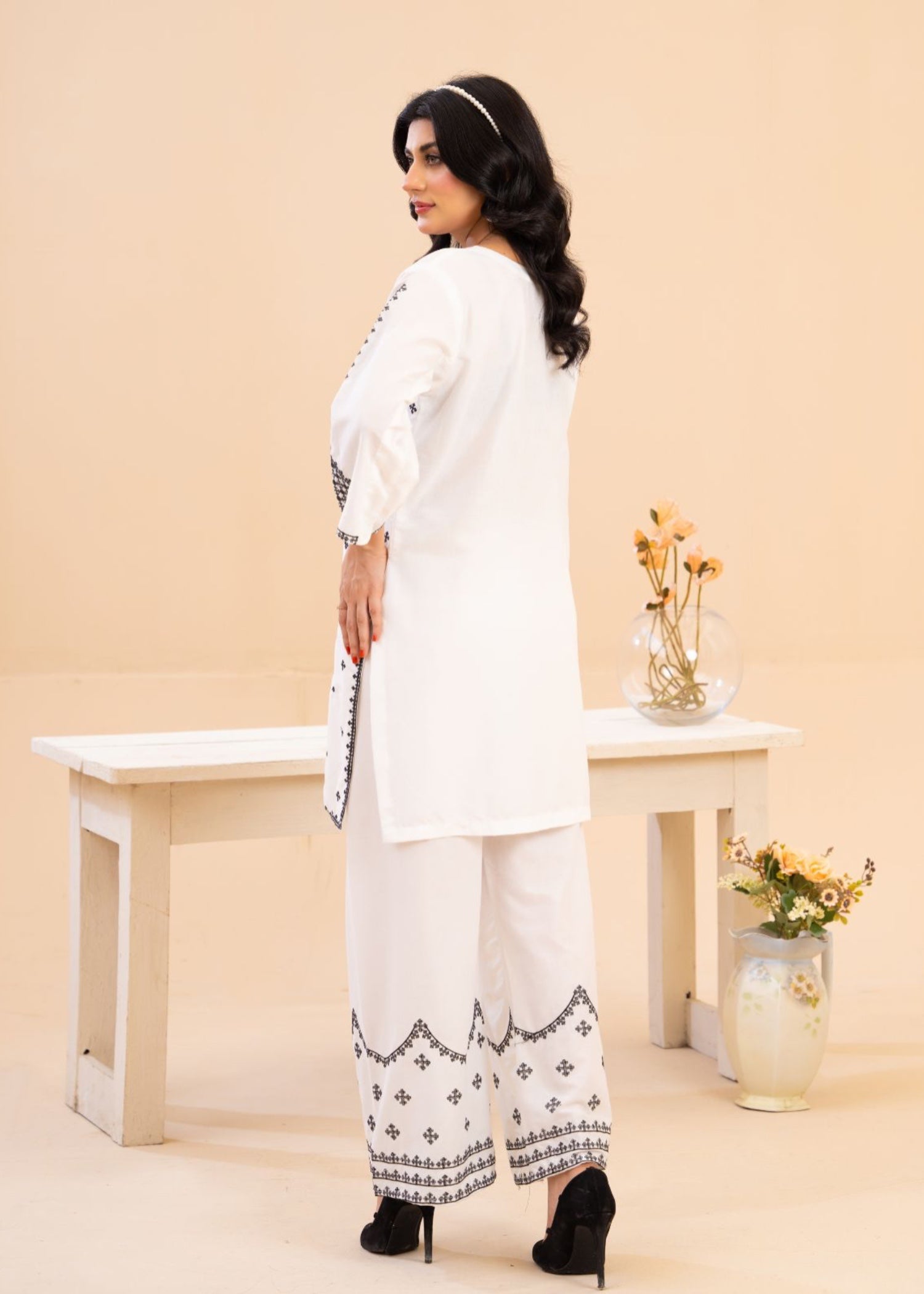 Zeenat & Zoha White black Women 3pcs