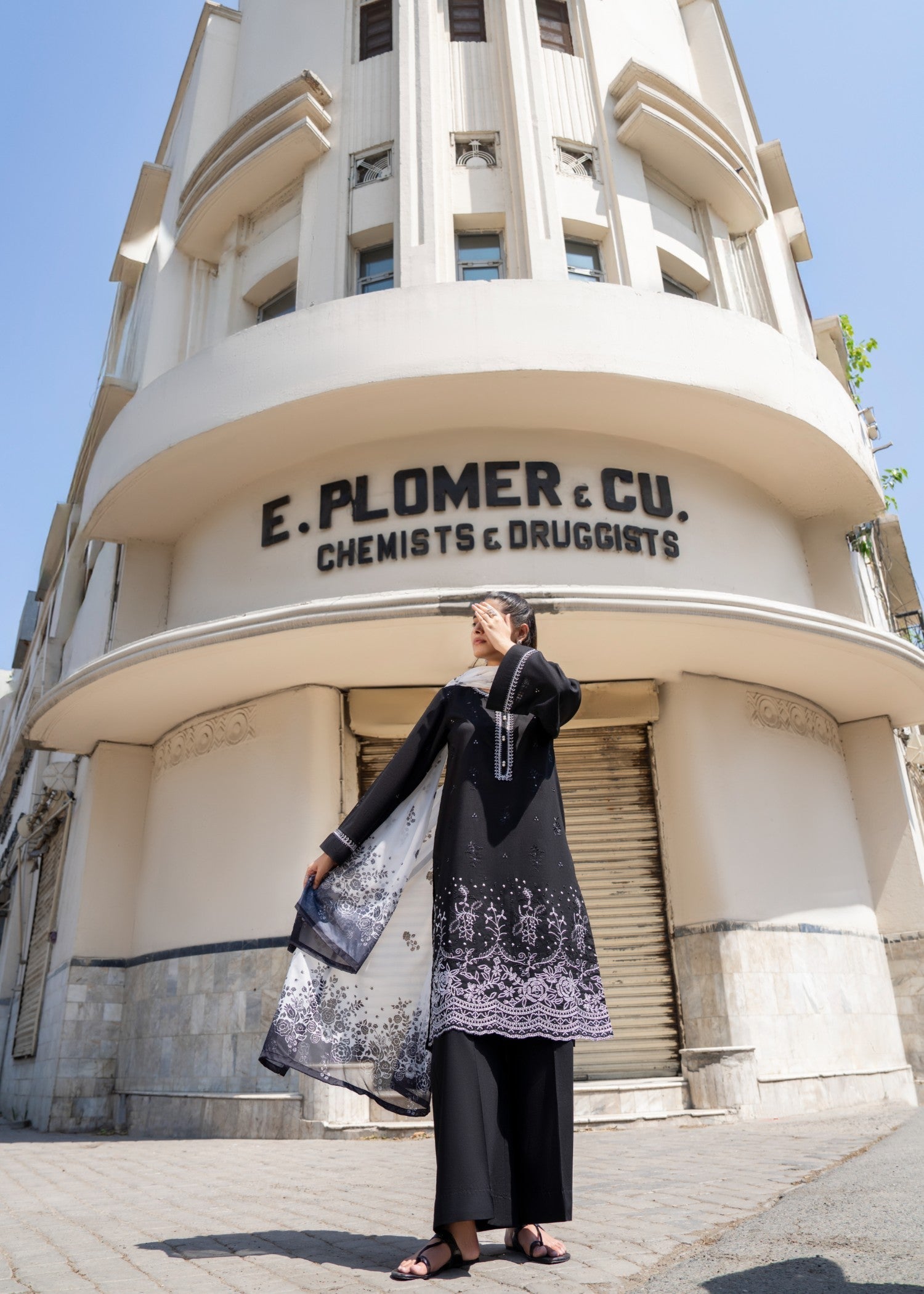 Casual Lite Cotton Emb Suit Black 3 Women 3pcs