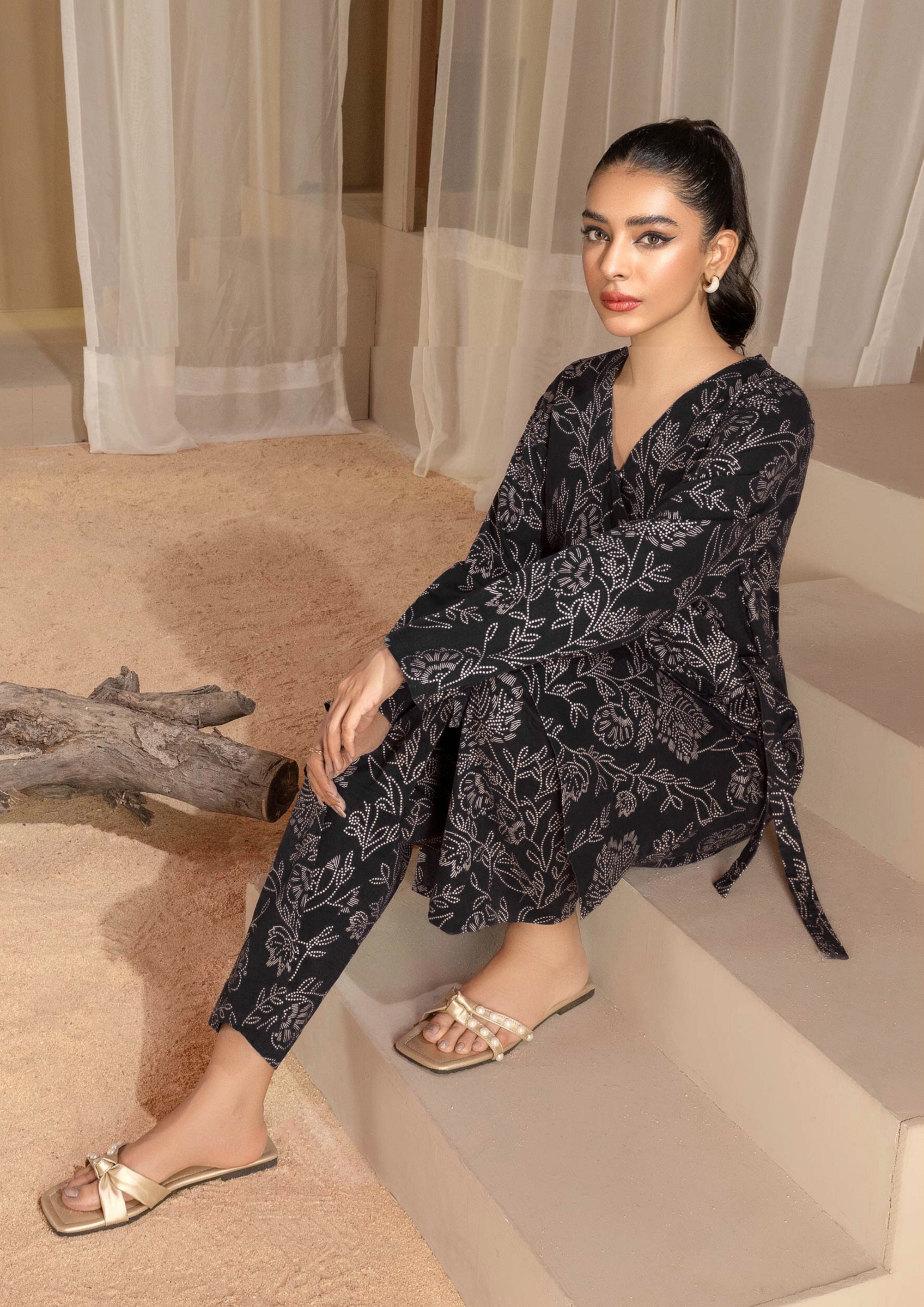 Hamna Kalim ANDAZ BLACK Women 2pcs